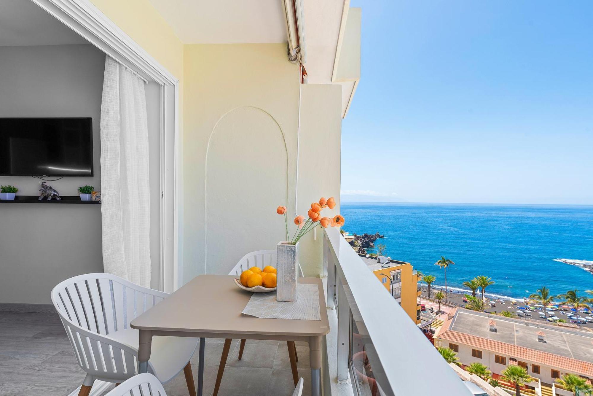 Arenas Negras Playa La Arena, Newly Renovated Appartement *