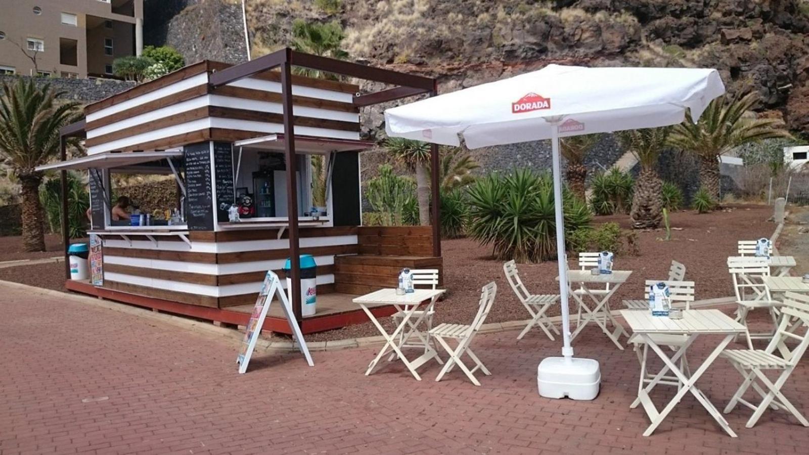 With Private Bathroom And Sea View, 50 M Del Mar Habitación en casa particular *