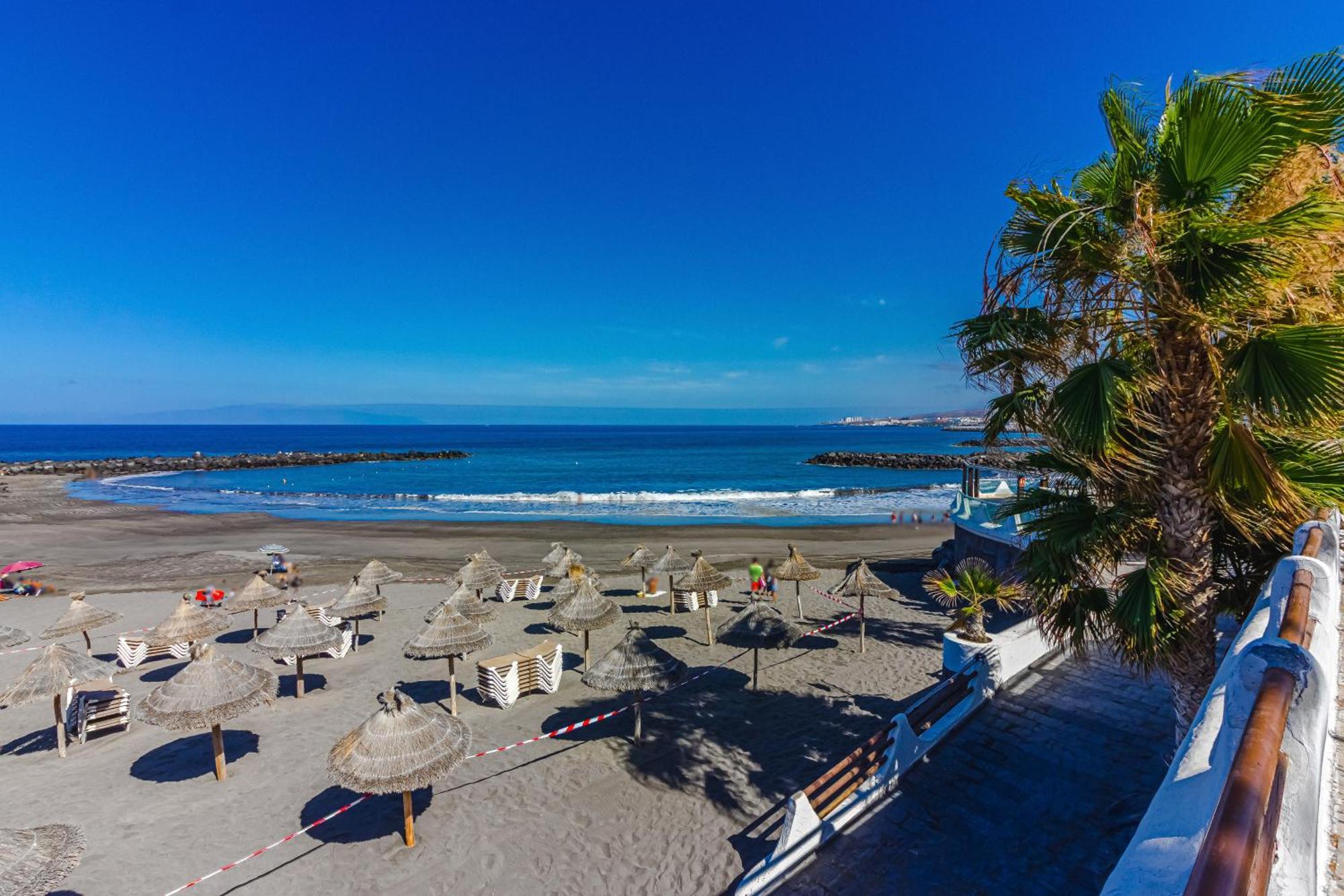 1 минута до пляжа, кондиционер, барбекю, Wi-fi * Playa de las Américas