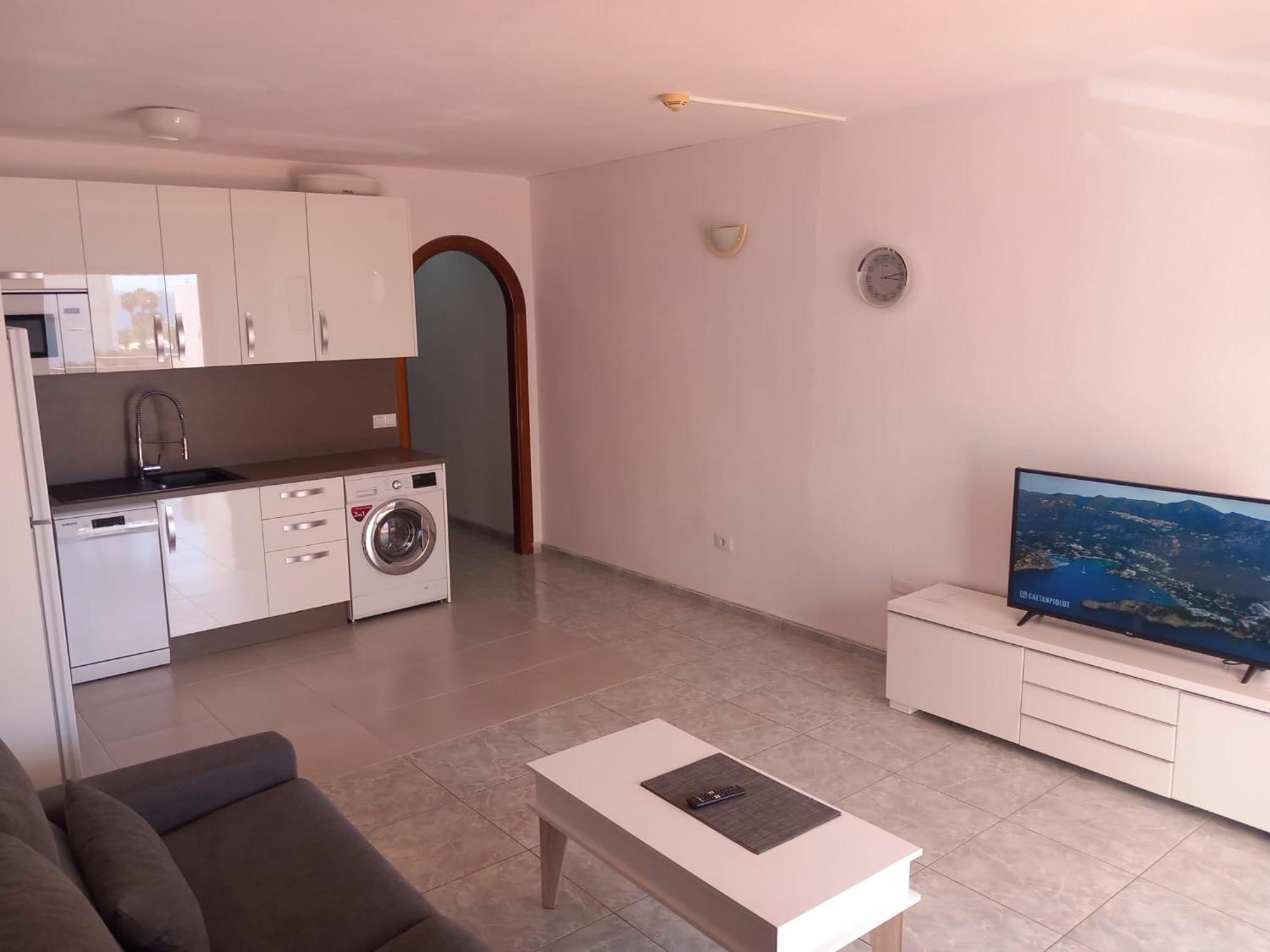 Victoria Court 2- Lovely 25 Apartment *