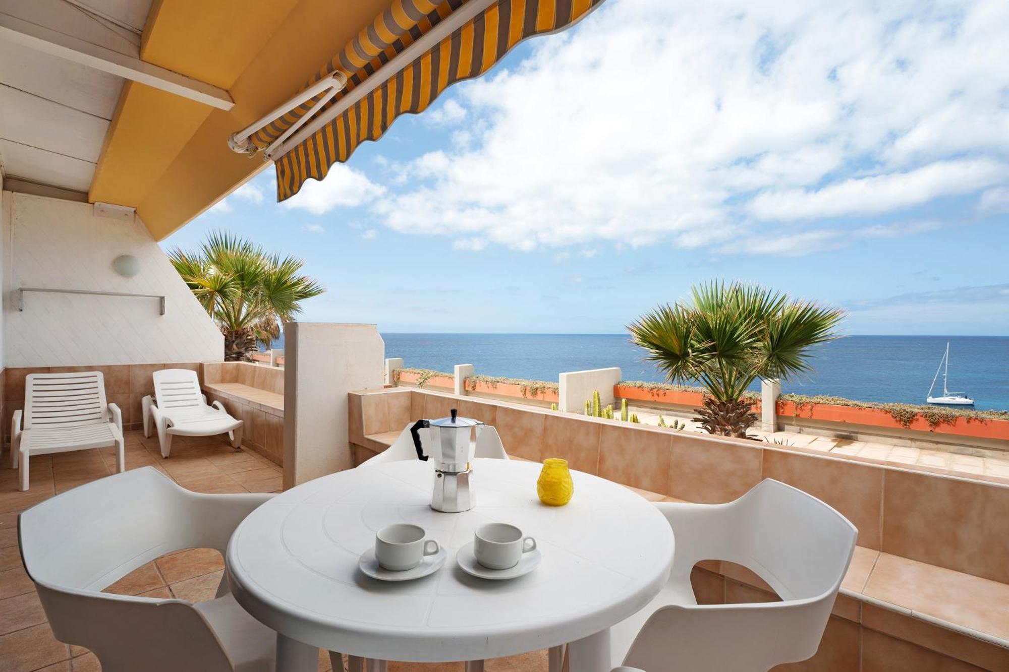 Apto 108 Wonder Located In Front Of The Sea With Swimming Pool Appartement Arona (Tenerife)