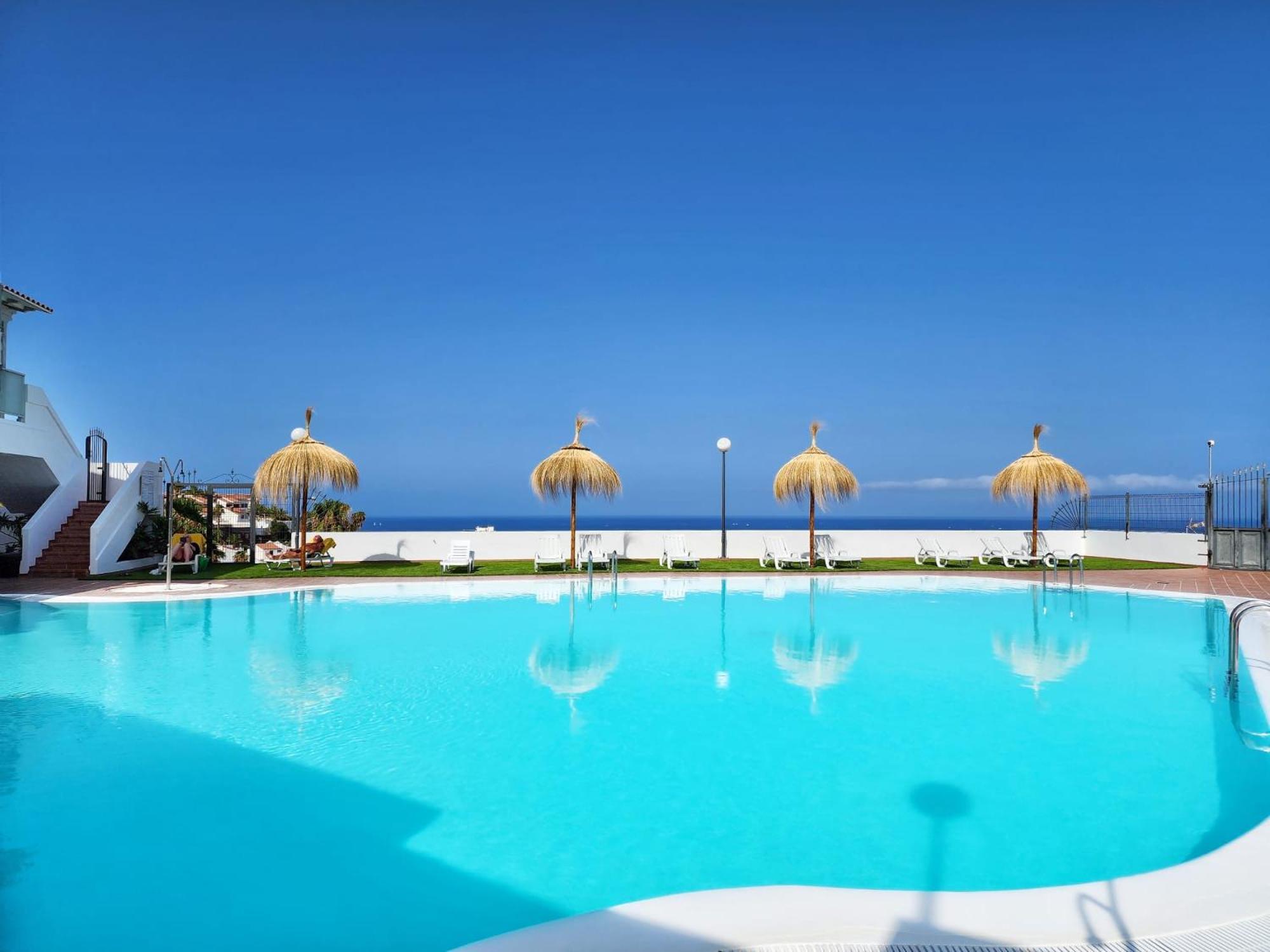 Sunshine Island Village Apartment *