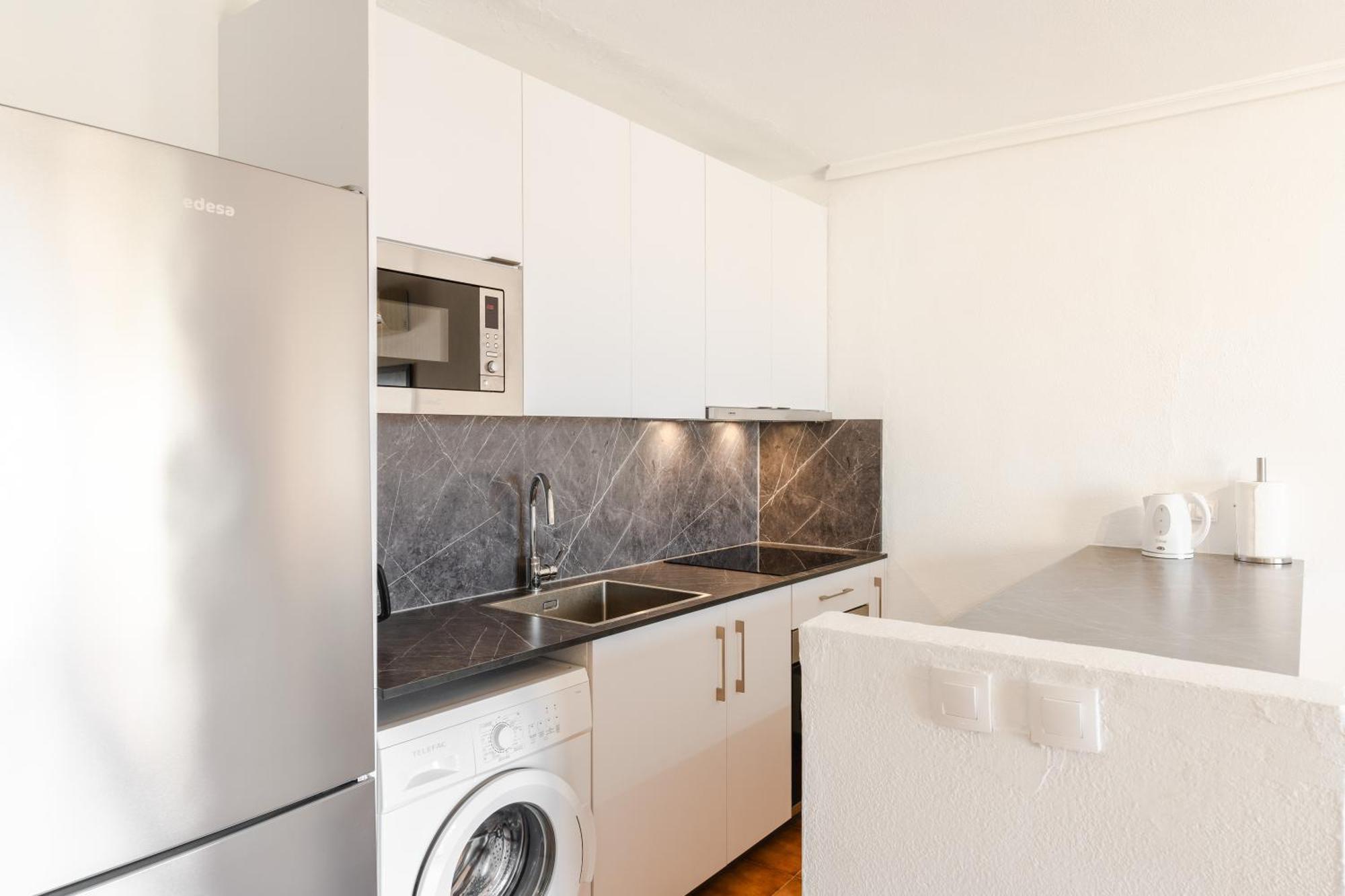 Apartamento Oceanfront Tenerife South Albatros 270 *