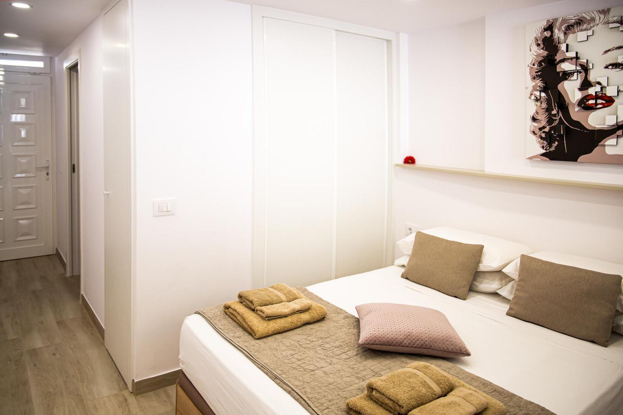 Luxury Borinquen With Parking And Swimming Pool *