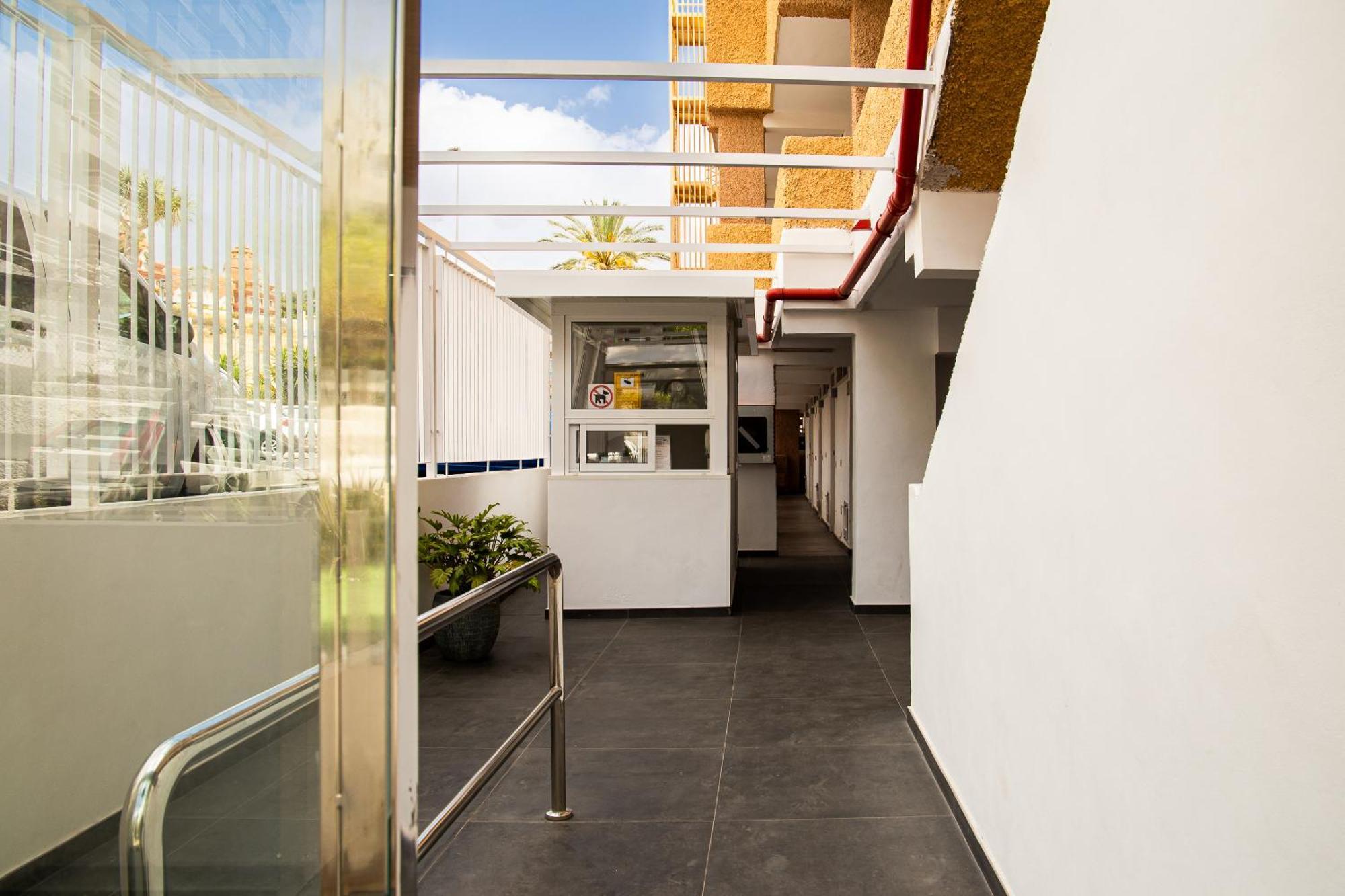 Luxury Borinquen With Parking And Swimming Pool *