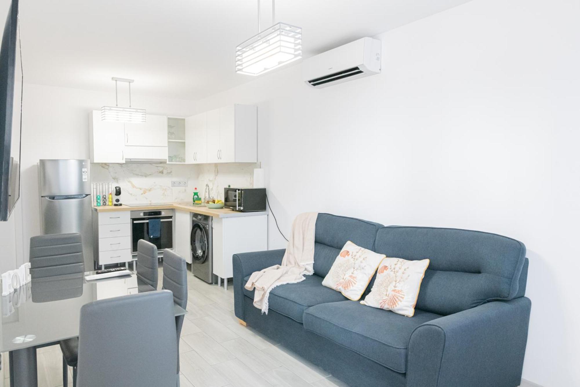 Iki Blue Gigantes, High Speed Free-wifi Apartment