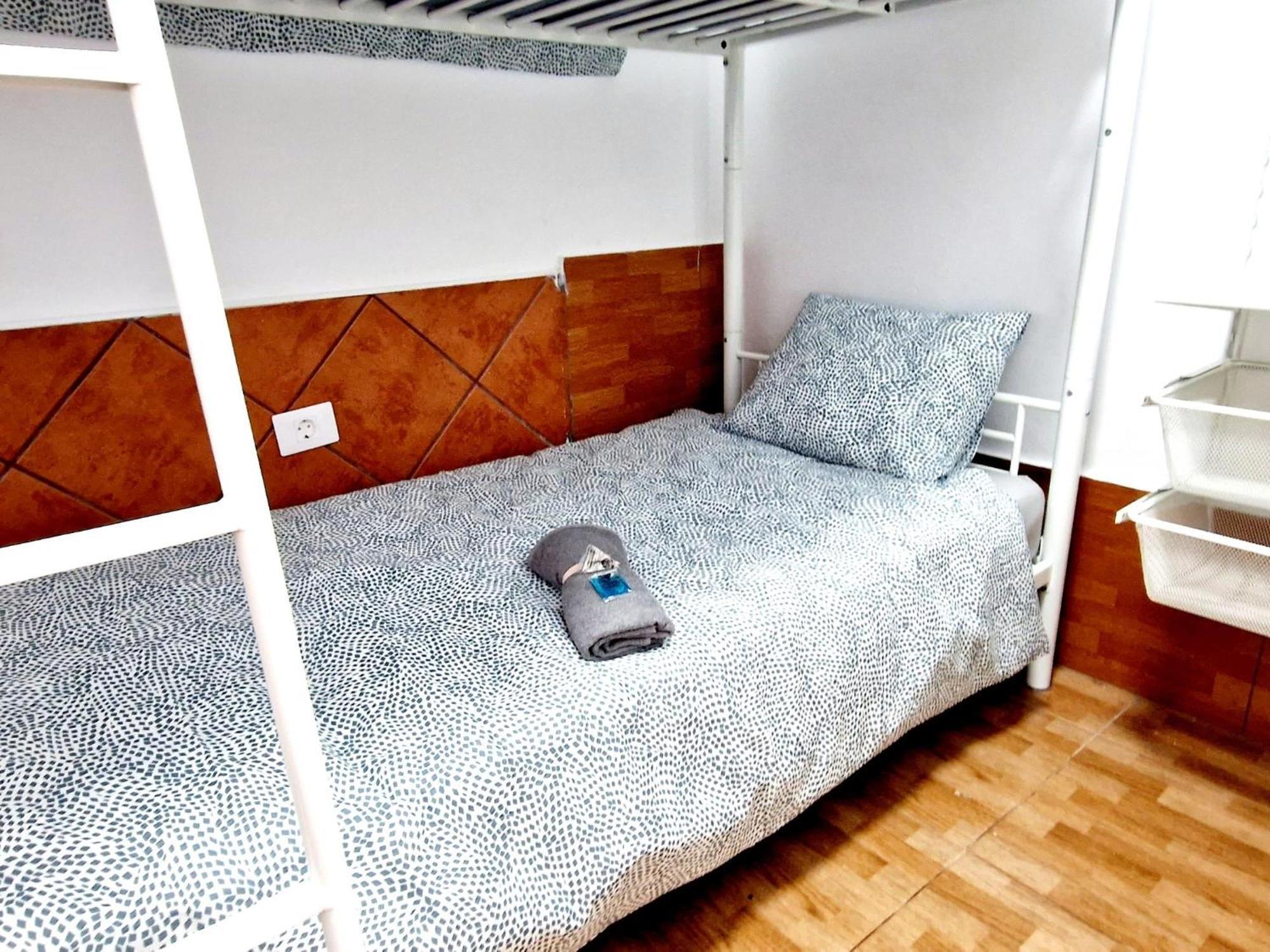 Relax 2 Bedrooms Wifi Free Big Terrace *