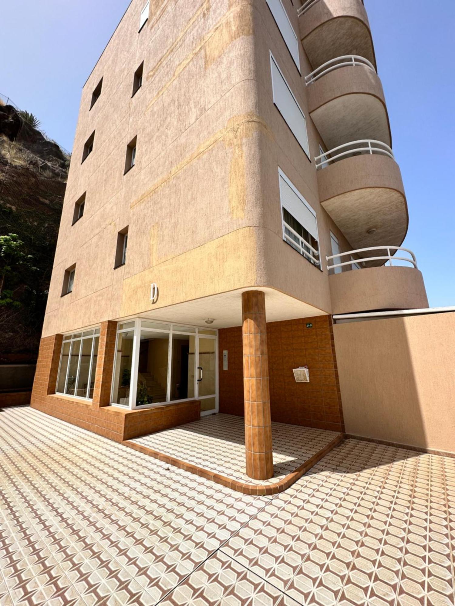 Views House Apartment