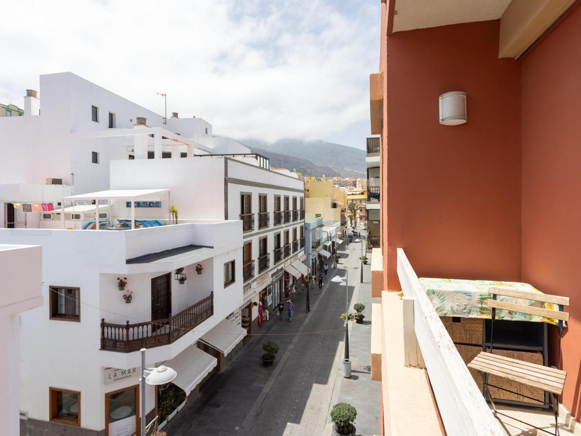 Live Basilica & Balcony Apartment