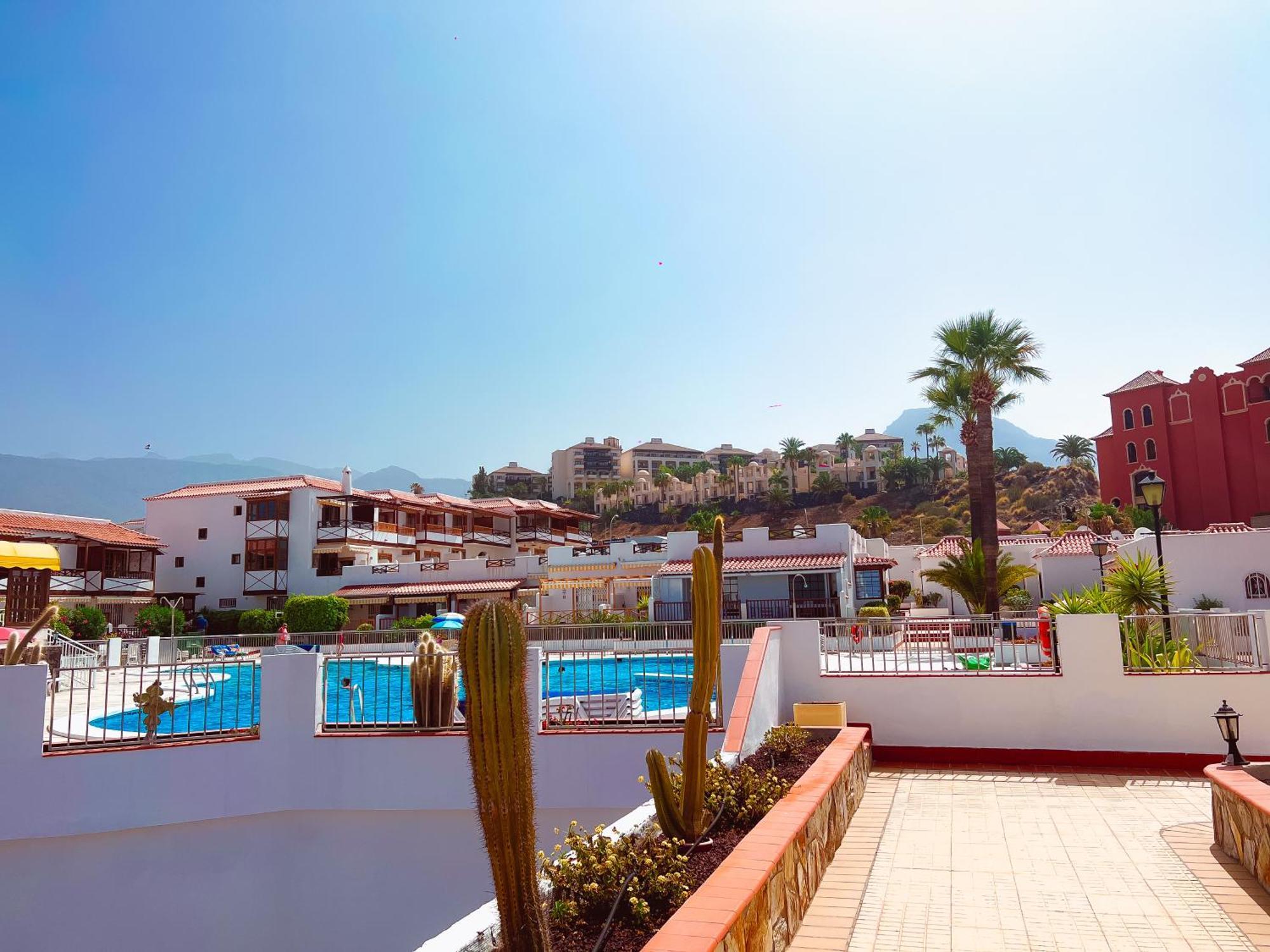 First Line In El Beril Playa Del Duque Pd1 * Costa Adeje (Tenerife)