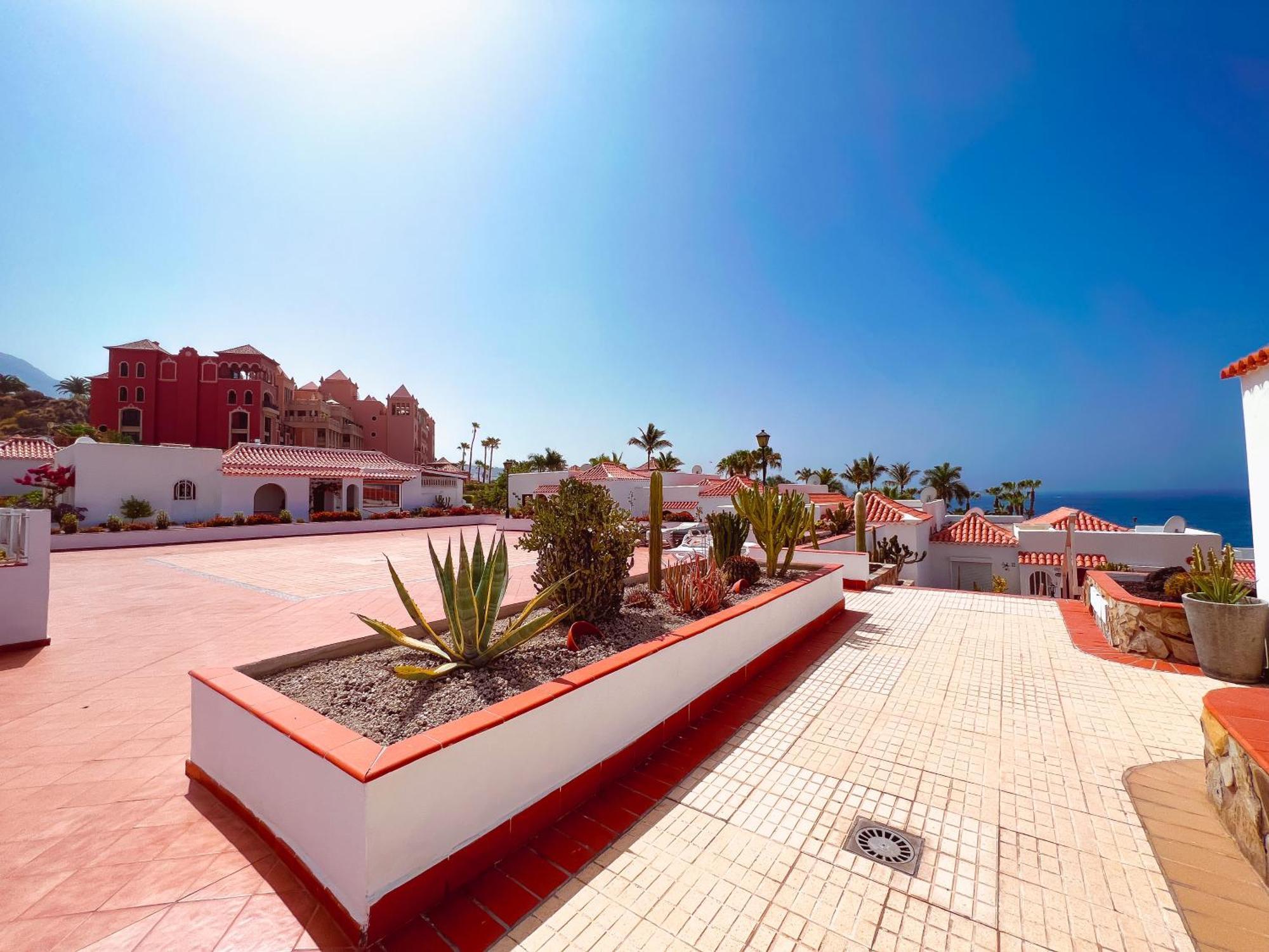 Apartment First Line In El Beril Playa Del Duque Pd1