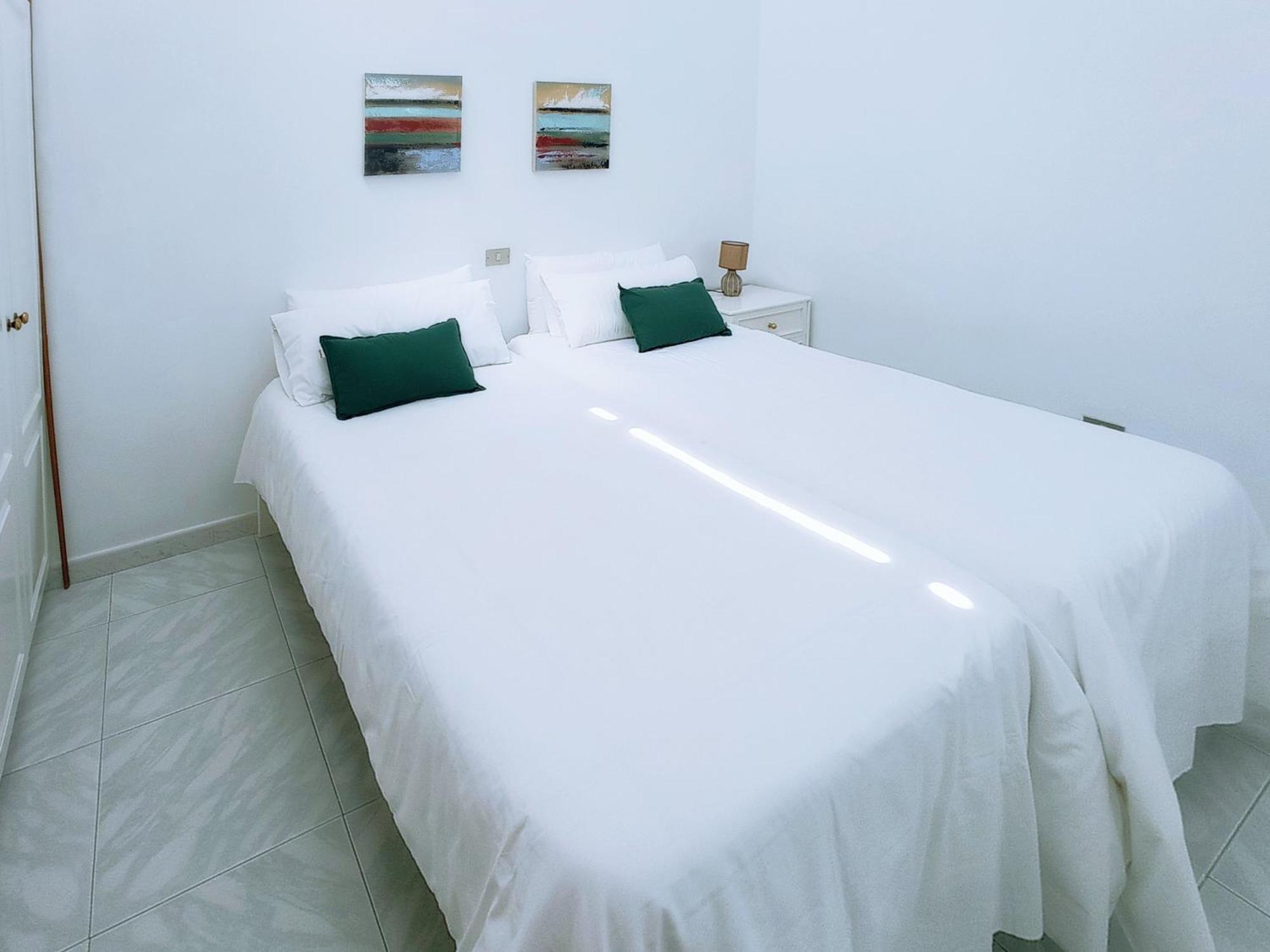 Live Abades Playa Chica & Terrace Appartement