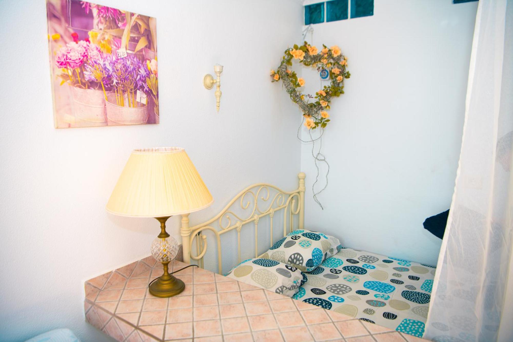 Blue Lagoon Guest house *