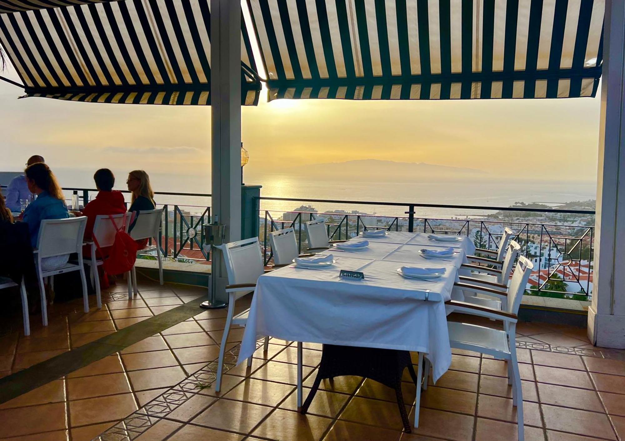 Casa Beautiful Sunset Aparthotel