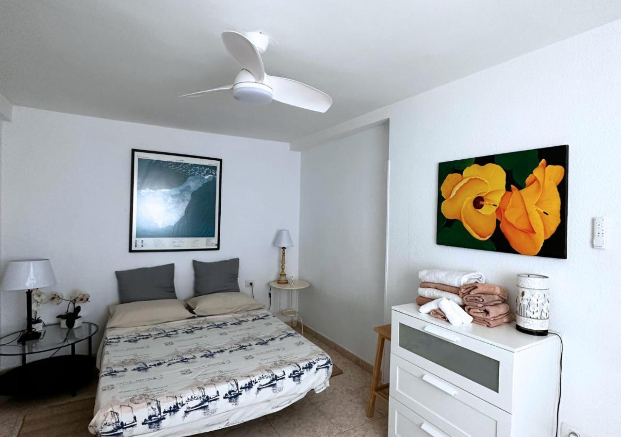 Oceanside Escape Apartment Los Cristianos (Tenerife)