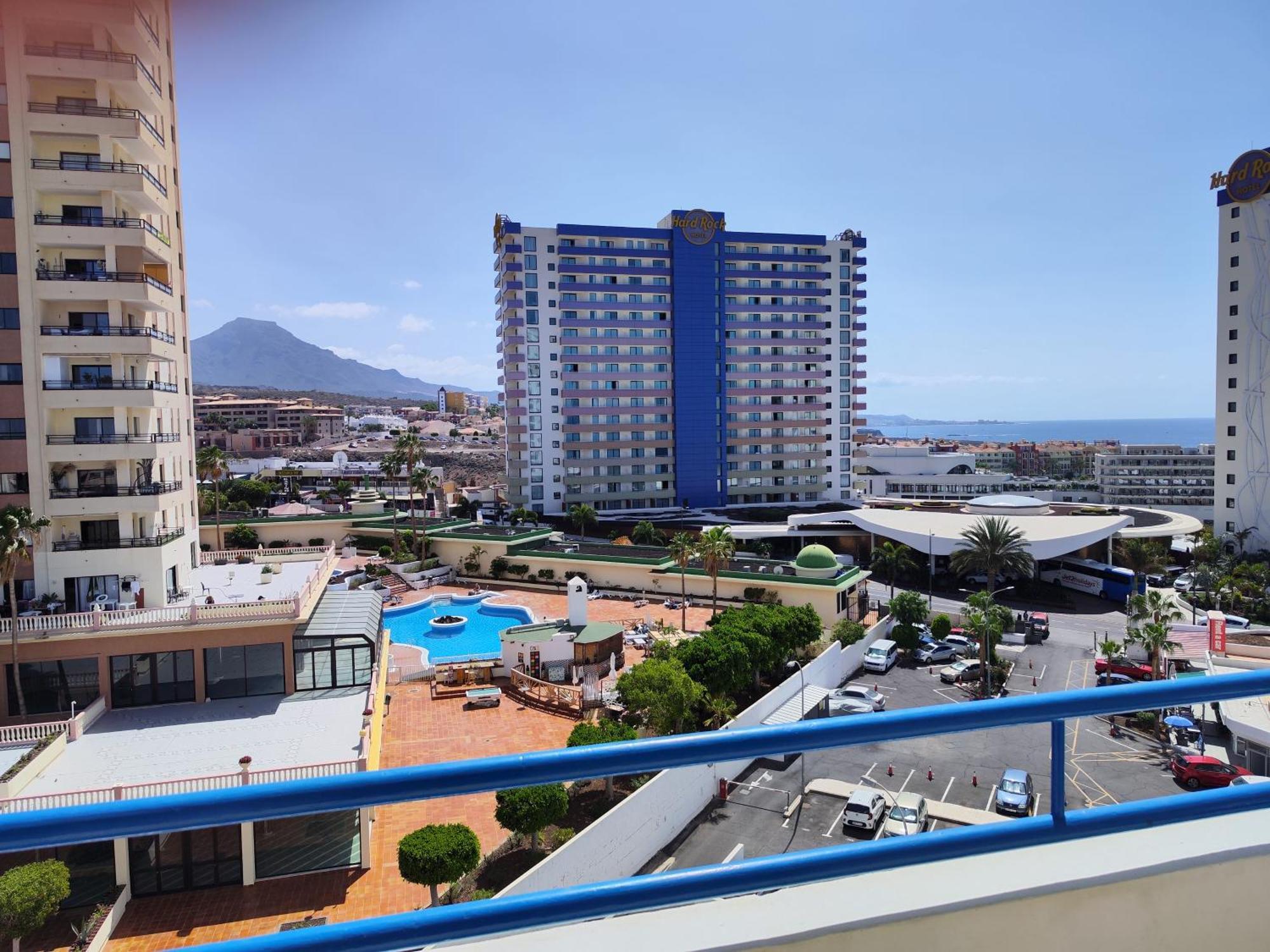 Olga Paraiso Del Sur * Playa Paraiso (Tenerife)