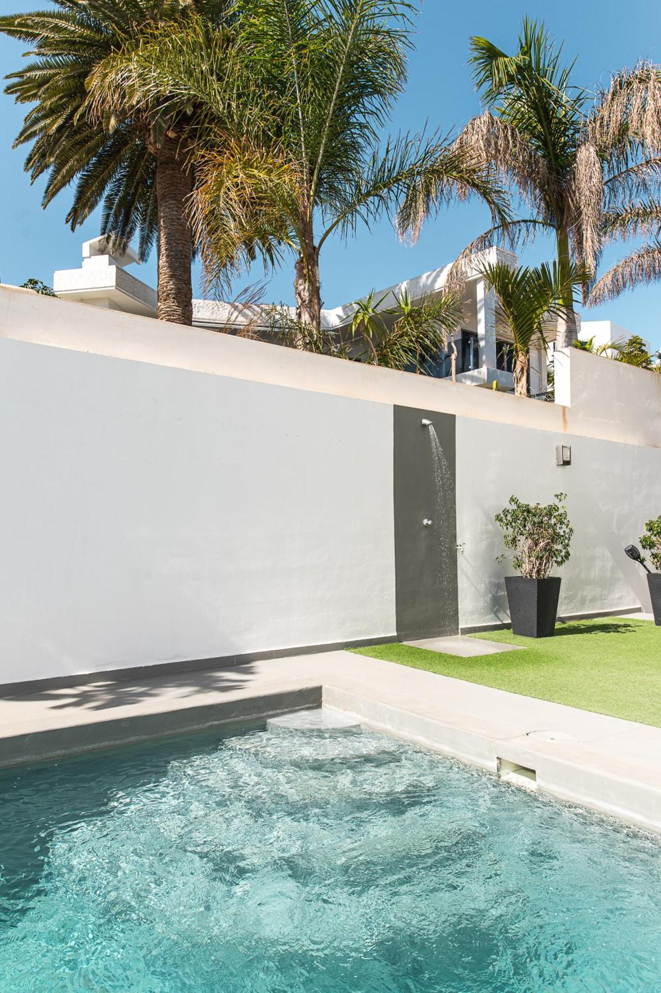 Con Piscina En Tabaiba By Alterhome Сasa de vacaciones Santa Cruz de Tenerife