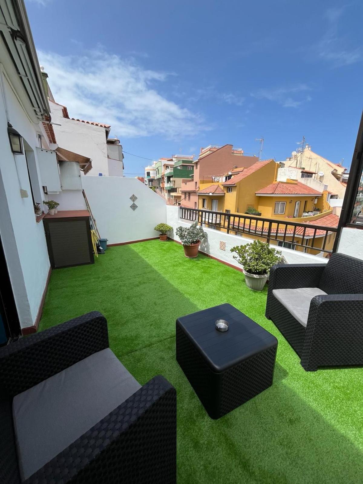 Apartment 3 Dormitorios. Terraza. Bus Stop Los Realejos