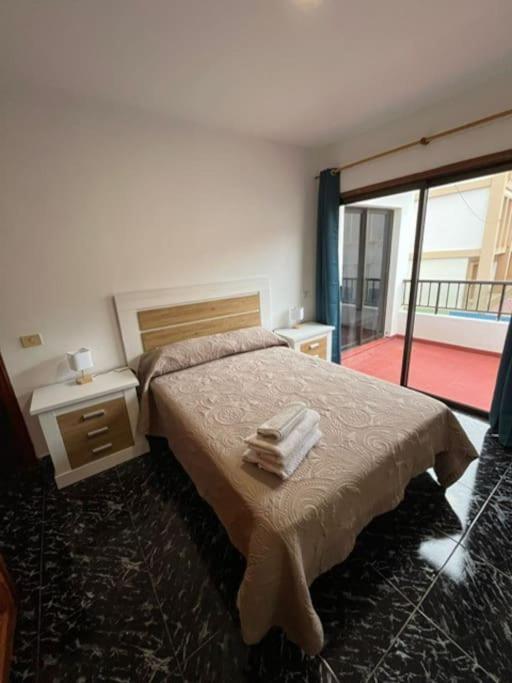 Apartment 3 Dormitorios. Terraza. Bus Stop Los Realejos