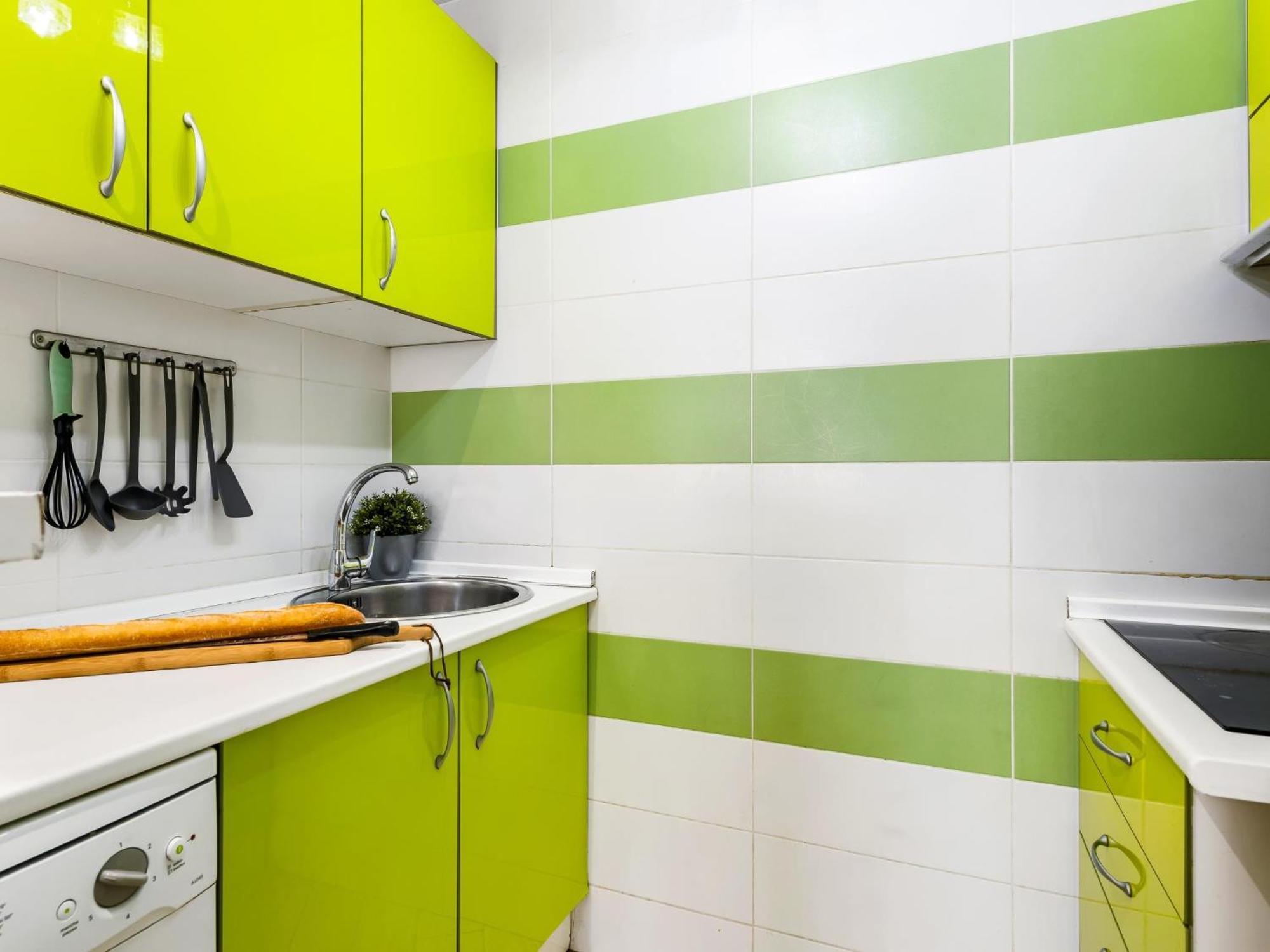 556 Shopping Centre Pueblo Canario Apartment