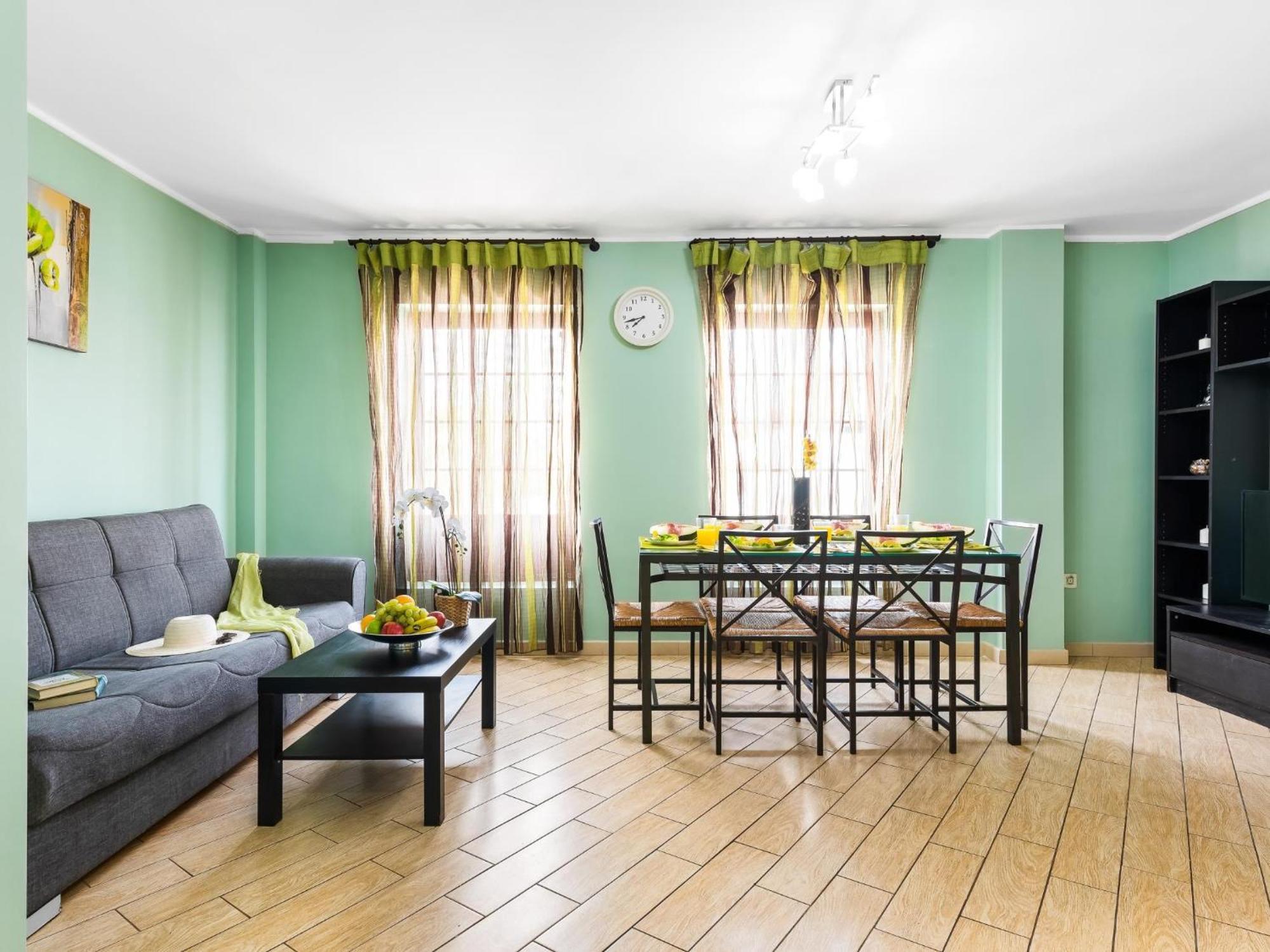 Apartment 556 Shopping Centre Pueblo Canario