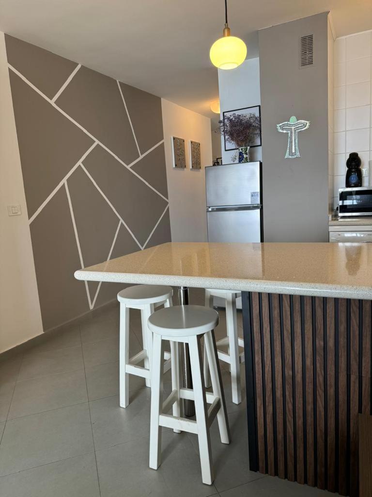 Elegante Con Vista Directa Al Mar Apartamento Callao Salvaje