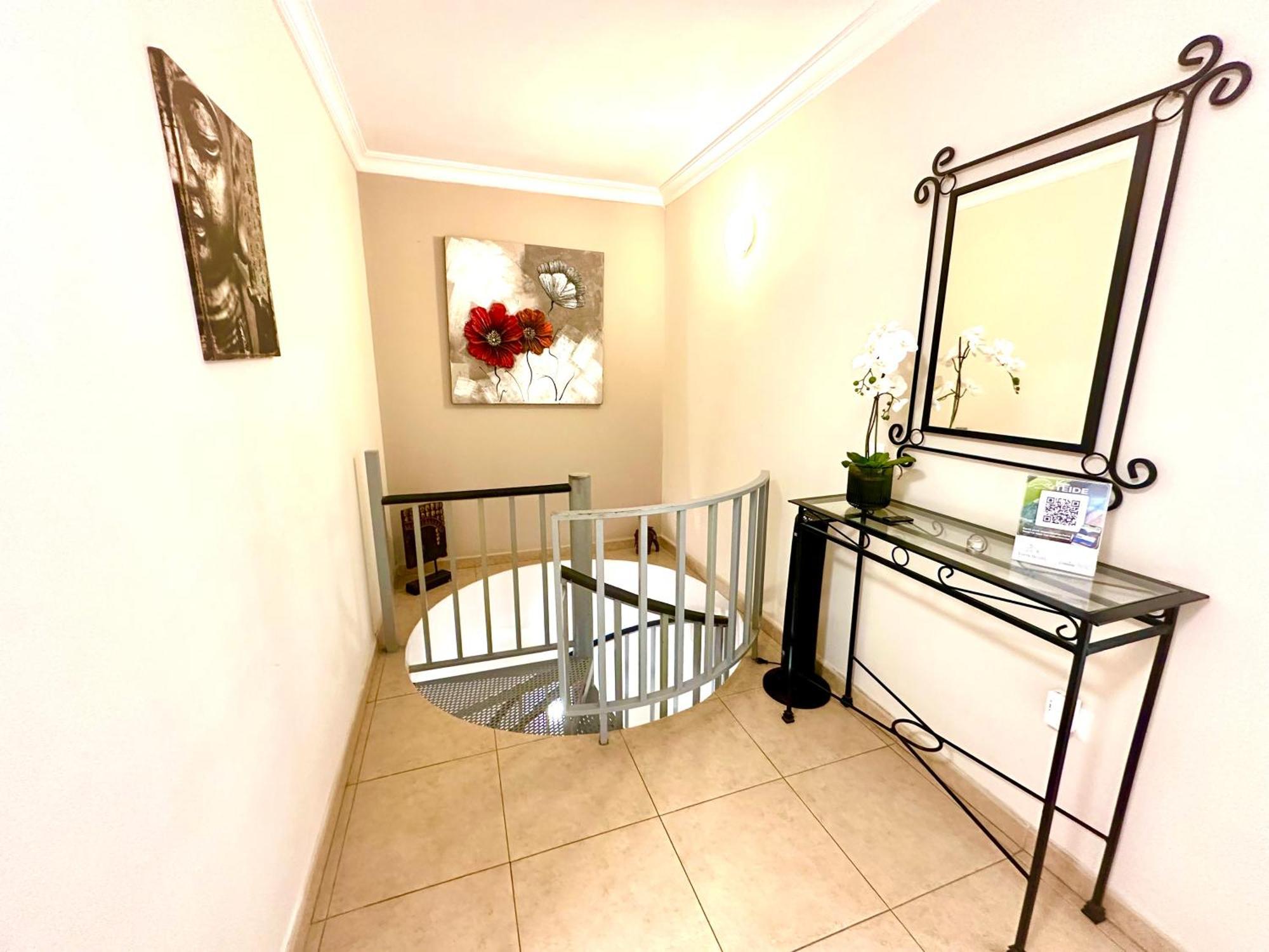 Apartamento Charming 3 Bedroom *