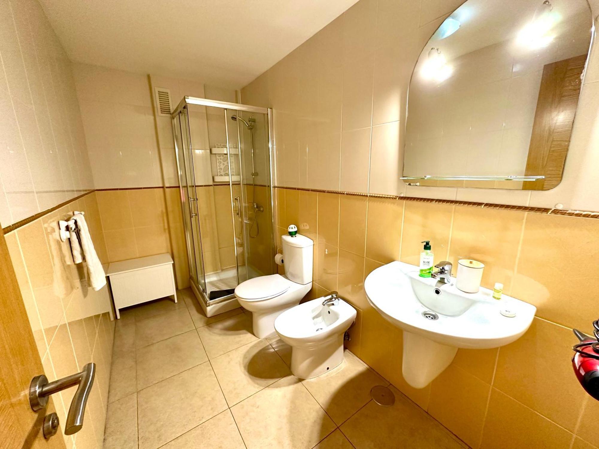 Charming 3 Bedroom Apartamento