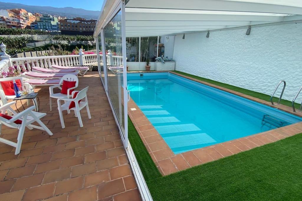 Sunny Big Pool Bbq Terrace Appartement *