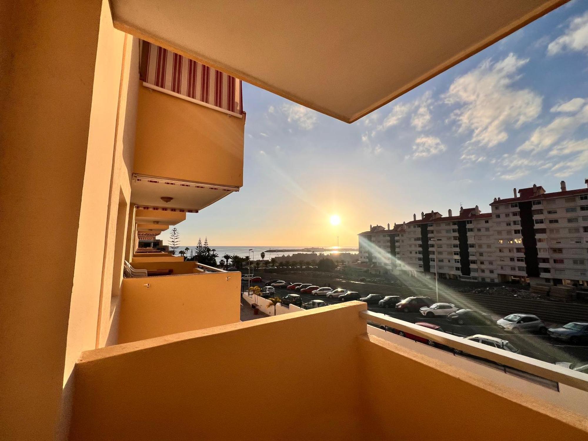 Seaview And Sunset Cristianos Apartamento *