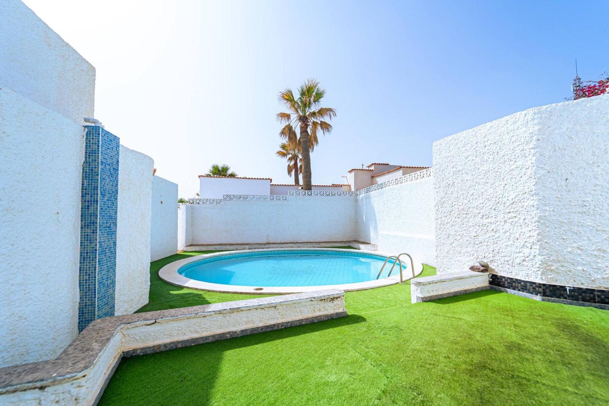 Beautiful Duque With Pool In Poris Abona And Parking