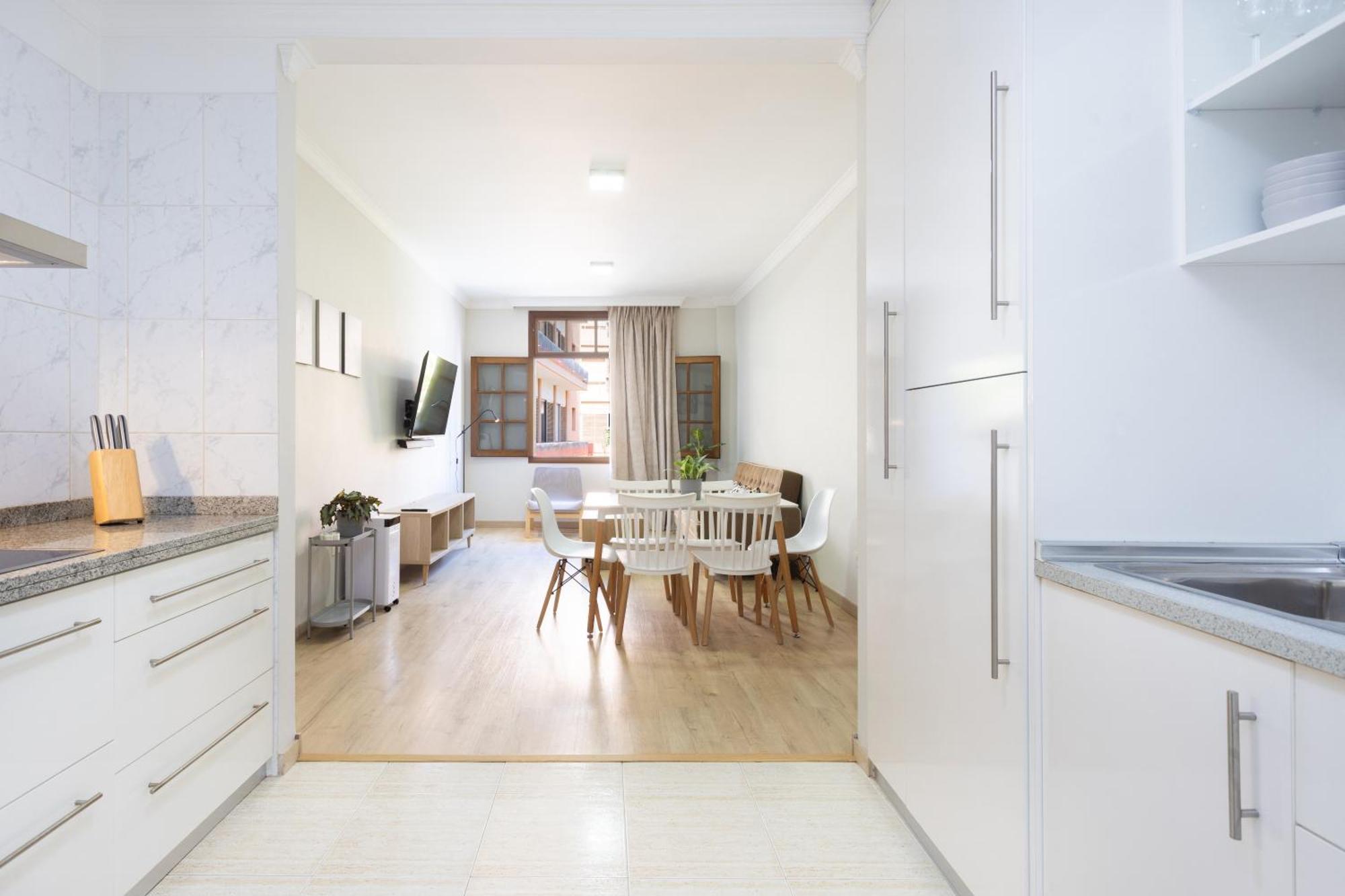 Apartamento New Bright And Central With 2 Bedrooms *