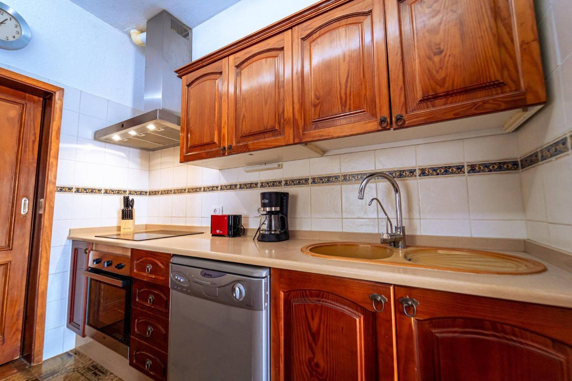 Beautiful Duque With Pool In Poris Abona And Parking * Porís de Abona