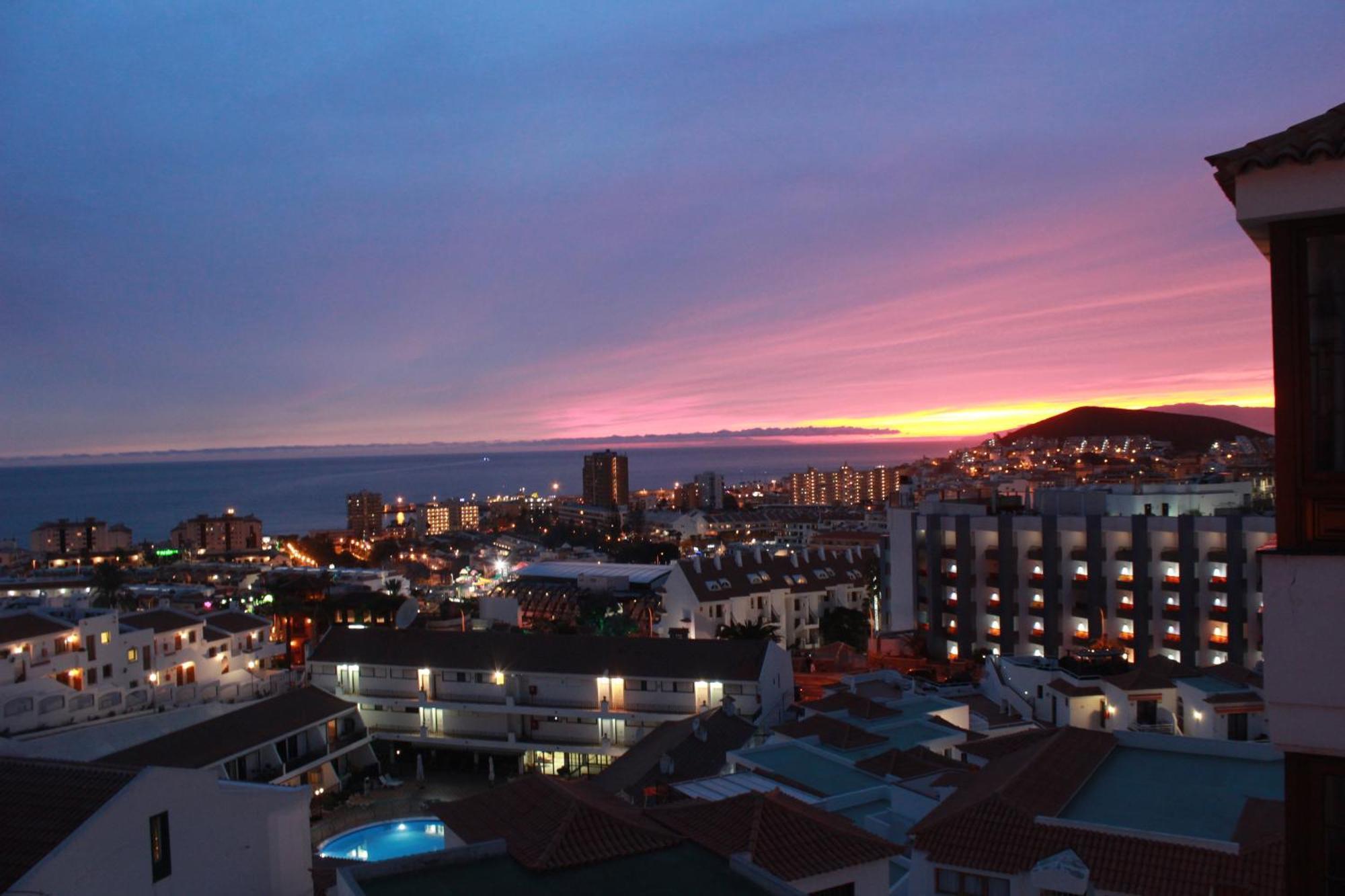 Cristianos Tipaki * Los Cristianos (Tenerife)