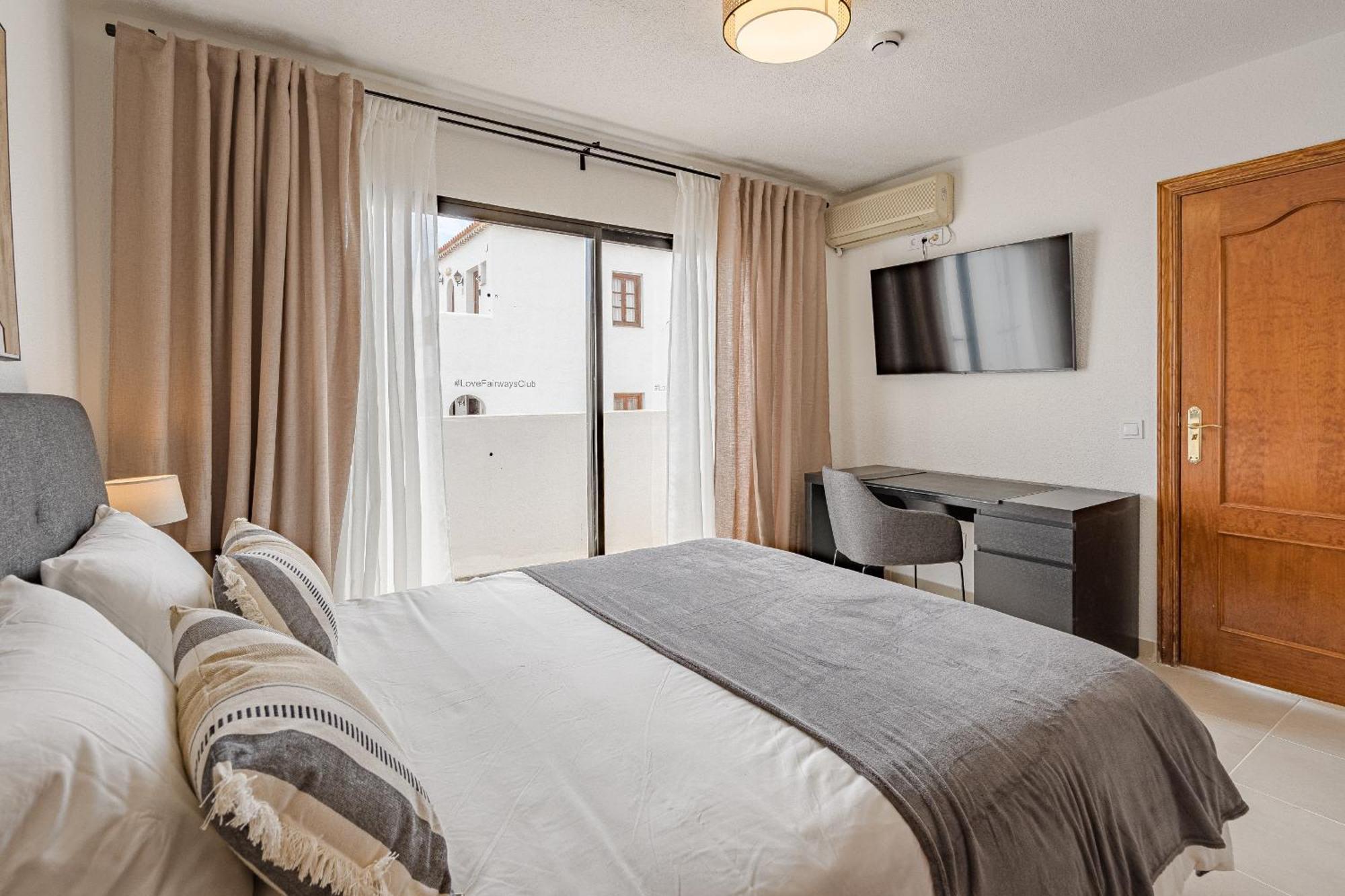 Fairways Taganana Apartment *