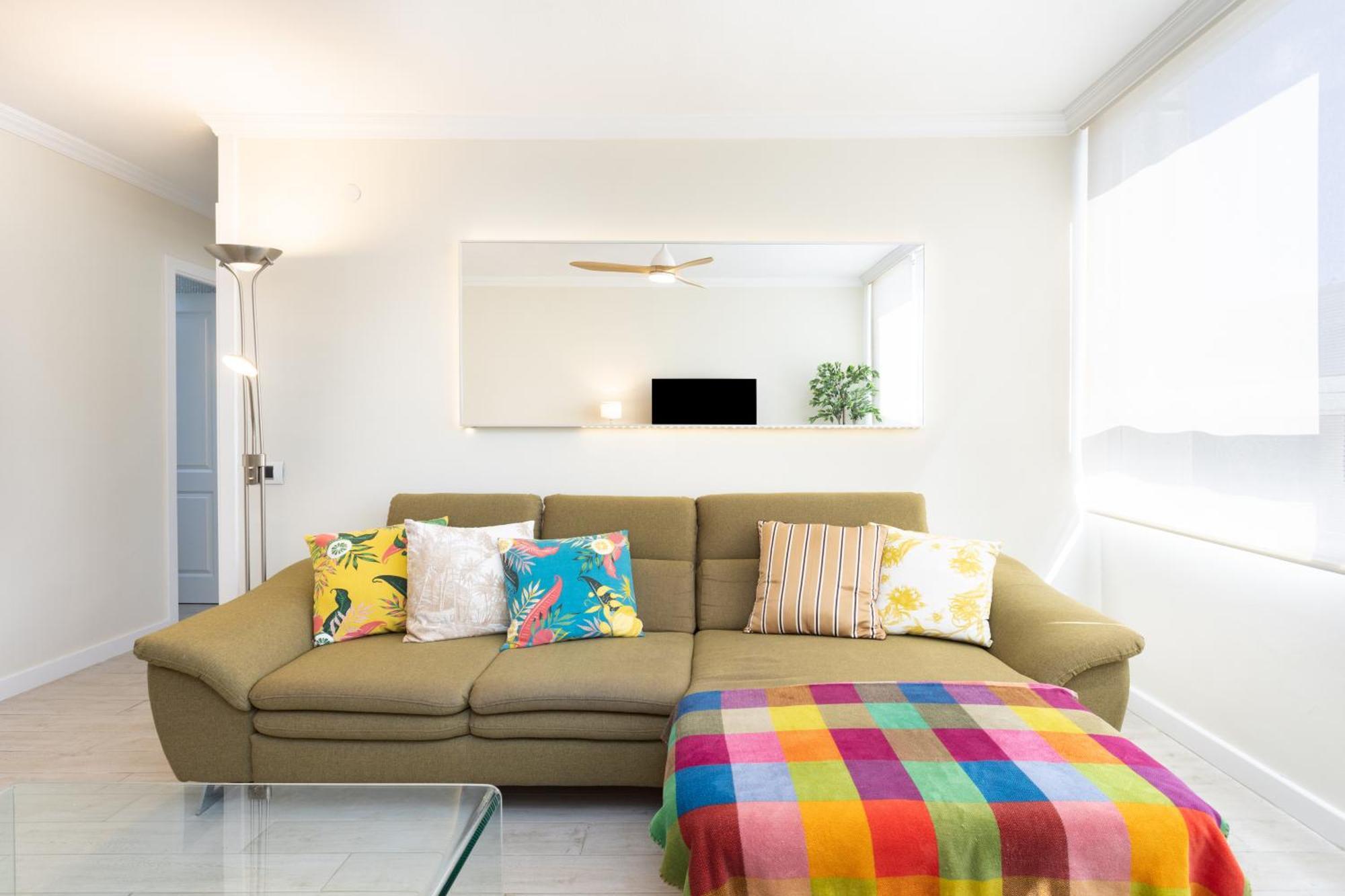 Home2book Bright & Communal Pool Cruz Apartment