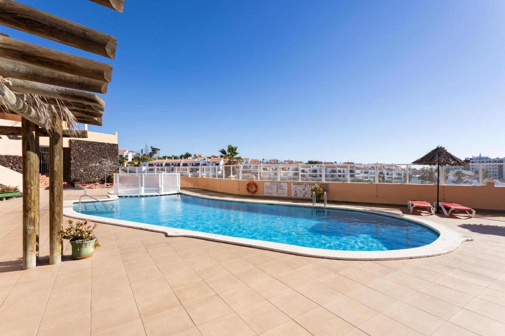 Apartment With Terrace In Golf Del Sur *