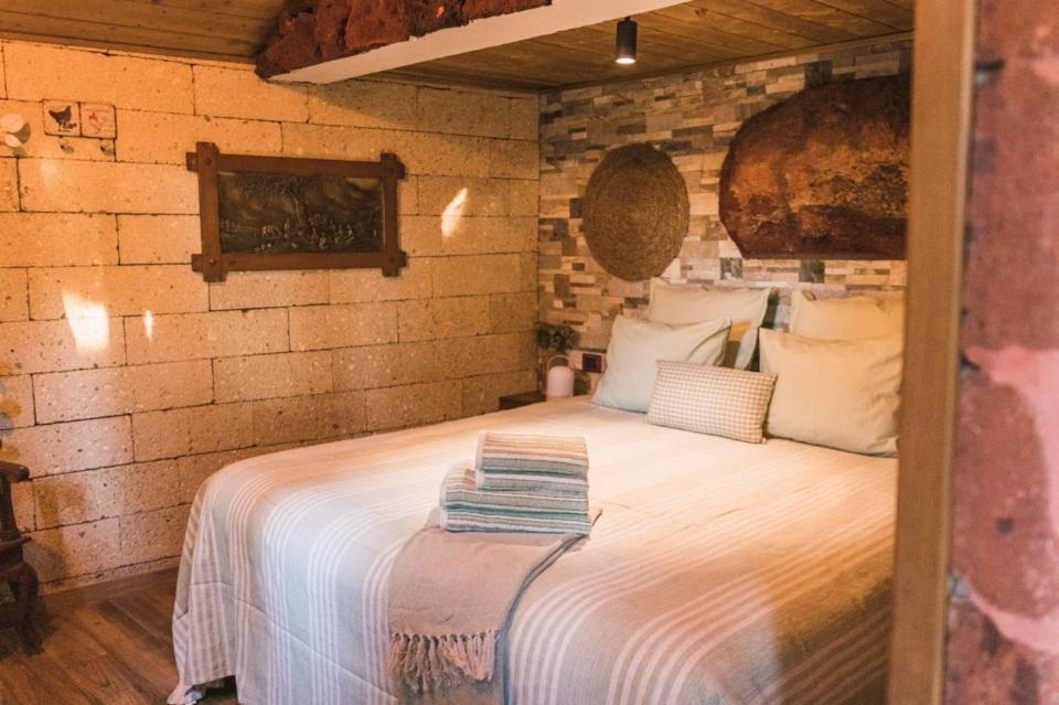 Country house Cueva Almendros *