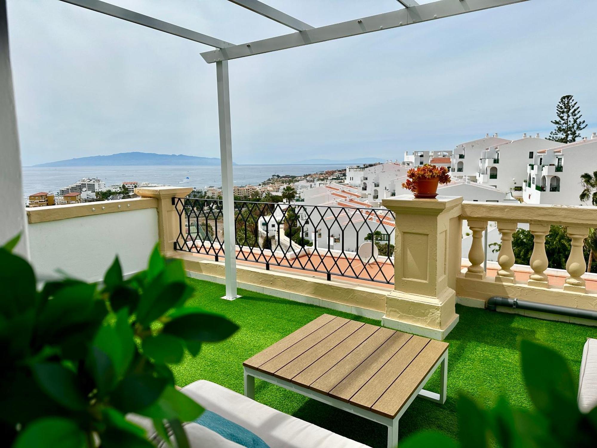 Costa Adeje - Amazing Ocean And Teide View - Fast Wifi, Air Con *