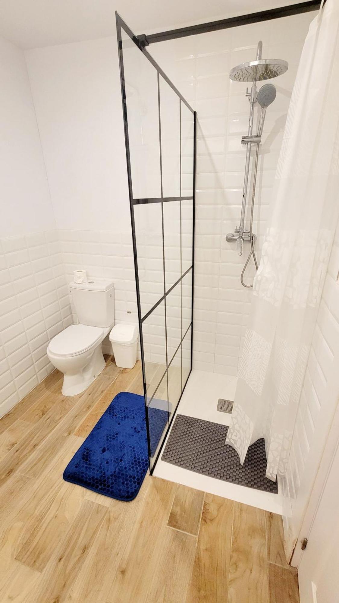 Con Piscina Privada