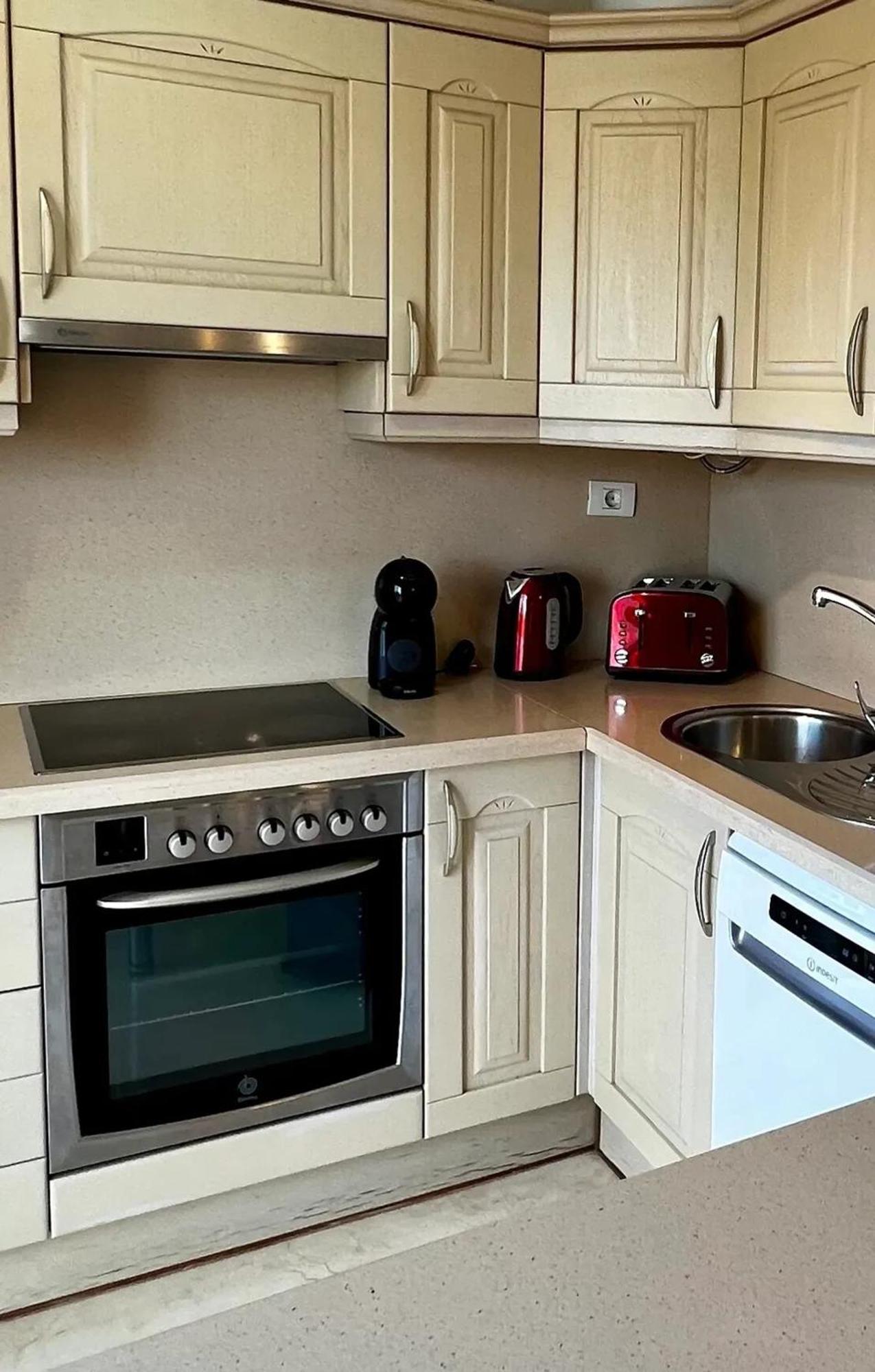 Bright With Sea And Mountain Views In Mar 60 M² Apartamento