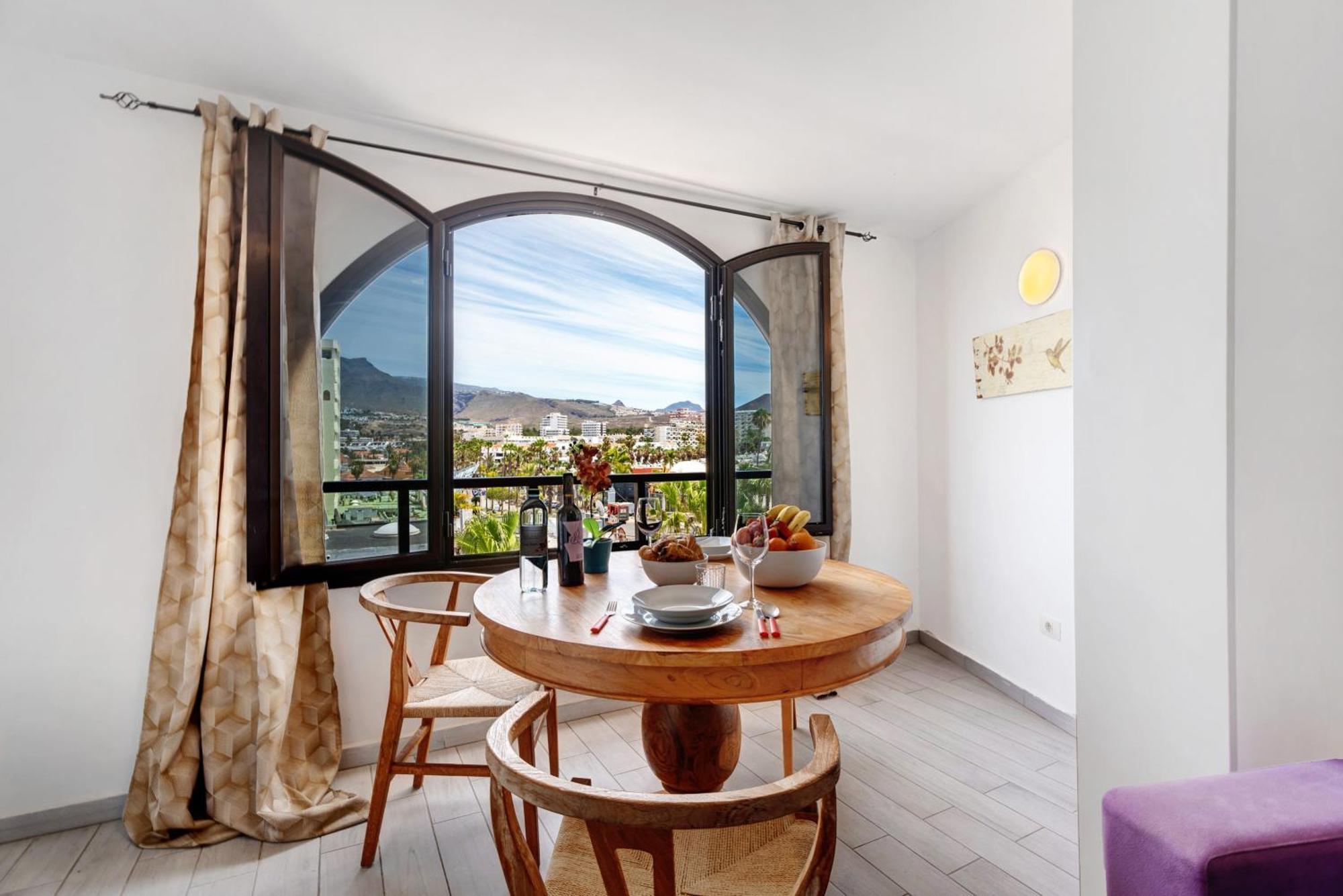 Center Studio Parque Santiago 2 By Paramount Holidays * Arona (Tenerife)
