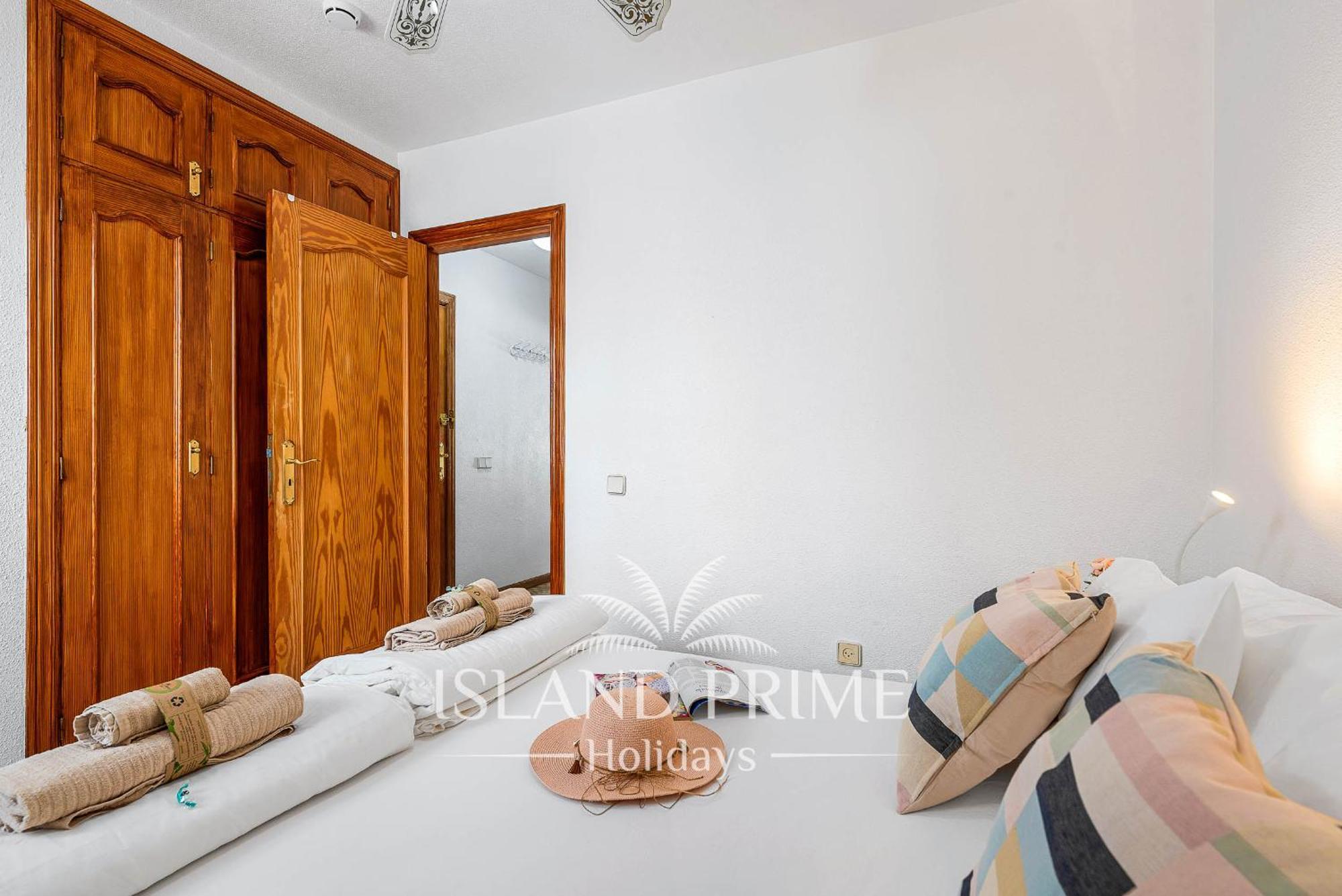 Apartment Garden Relax With Heated Pool Views Fc15
