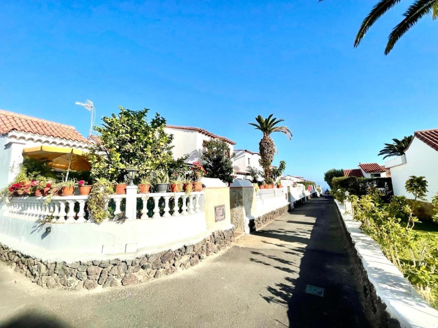 Camping Fairway Village In Golf Del Sur *
