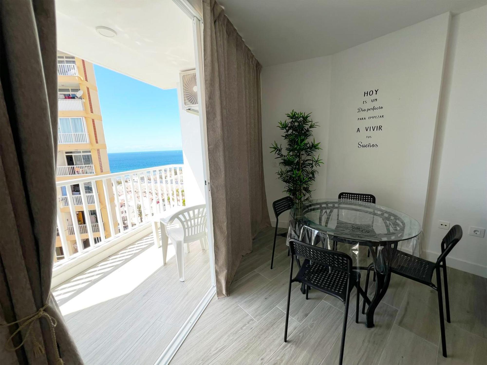 Frente Mar, Playa De Americas Appartement