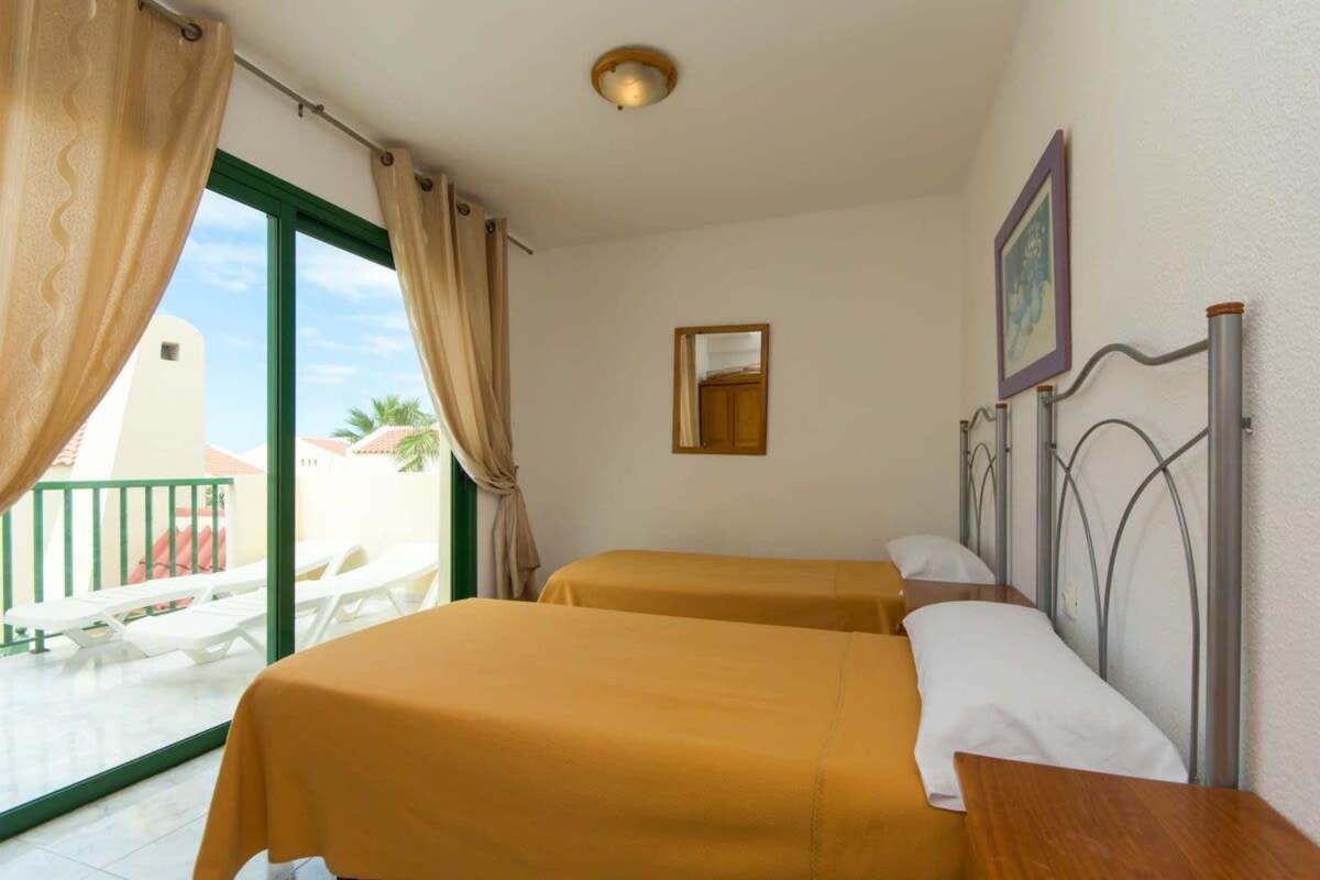 Mare 98 - Two Bed Costa Adeje (Tenerife)