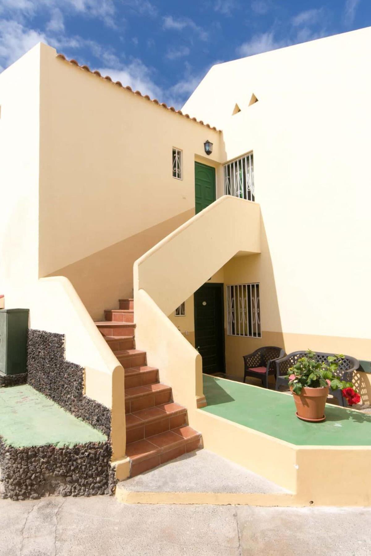 Mare 98 - Two Bed * Costa Adeje (Tenerife)