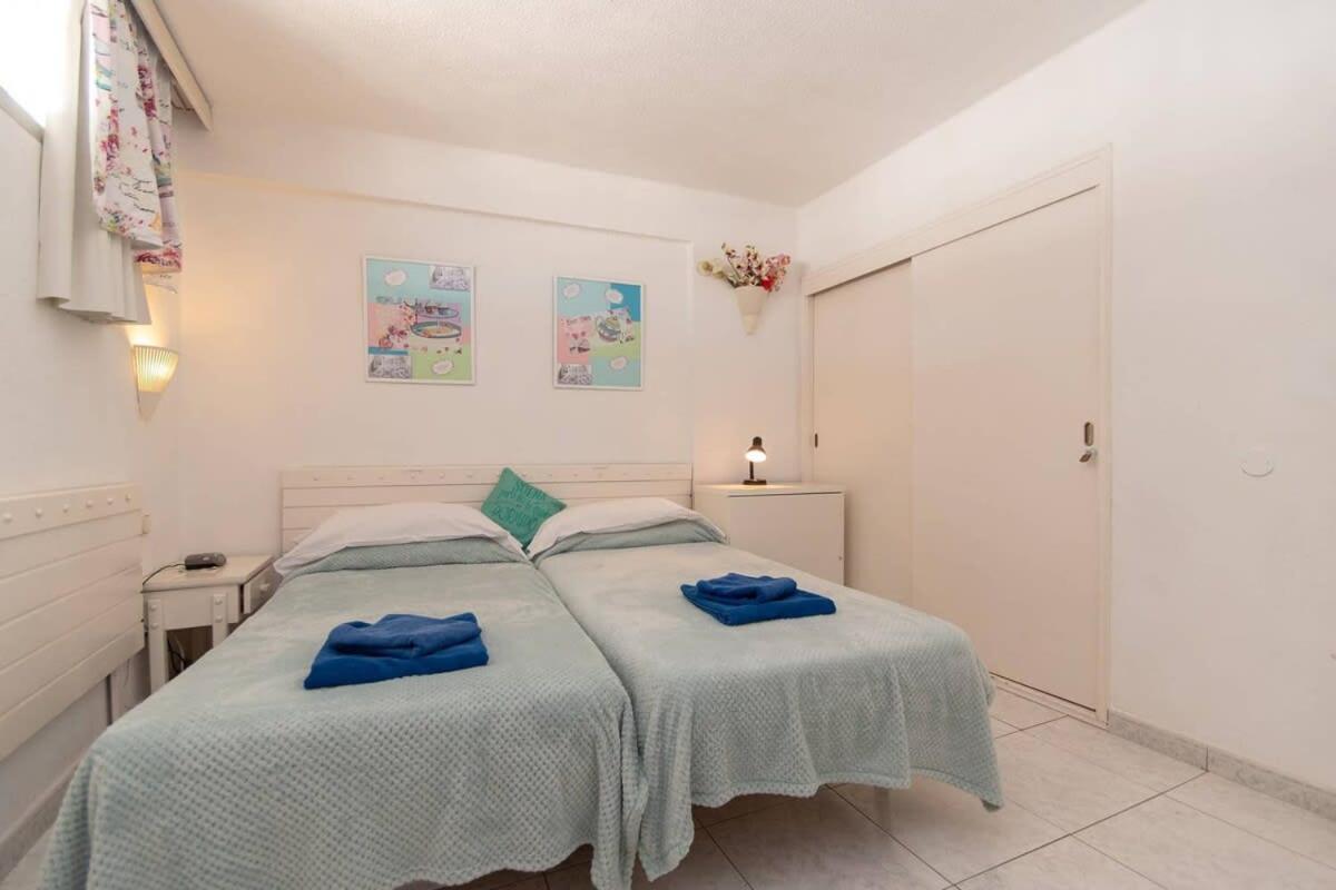 Santa Maria 130 - One Bed * Costa Adeje (Tenerife)