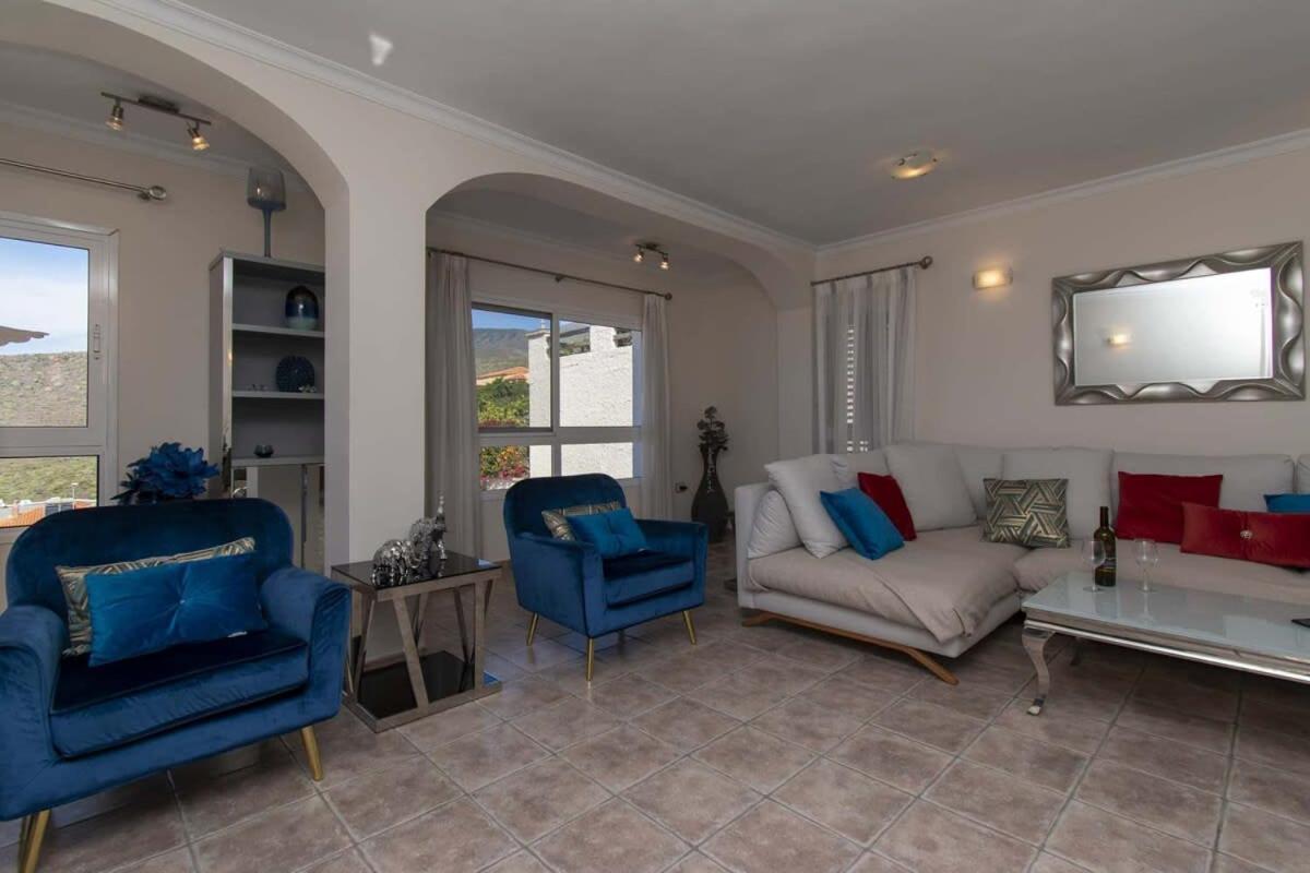 Belkis Villa