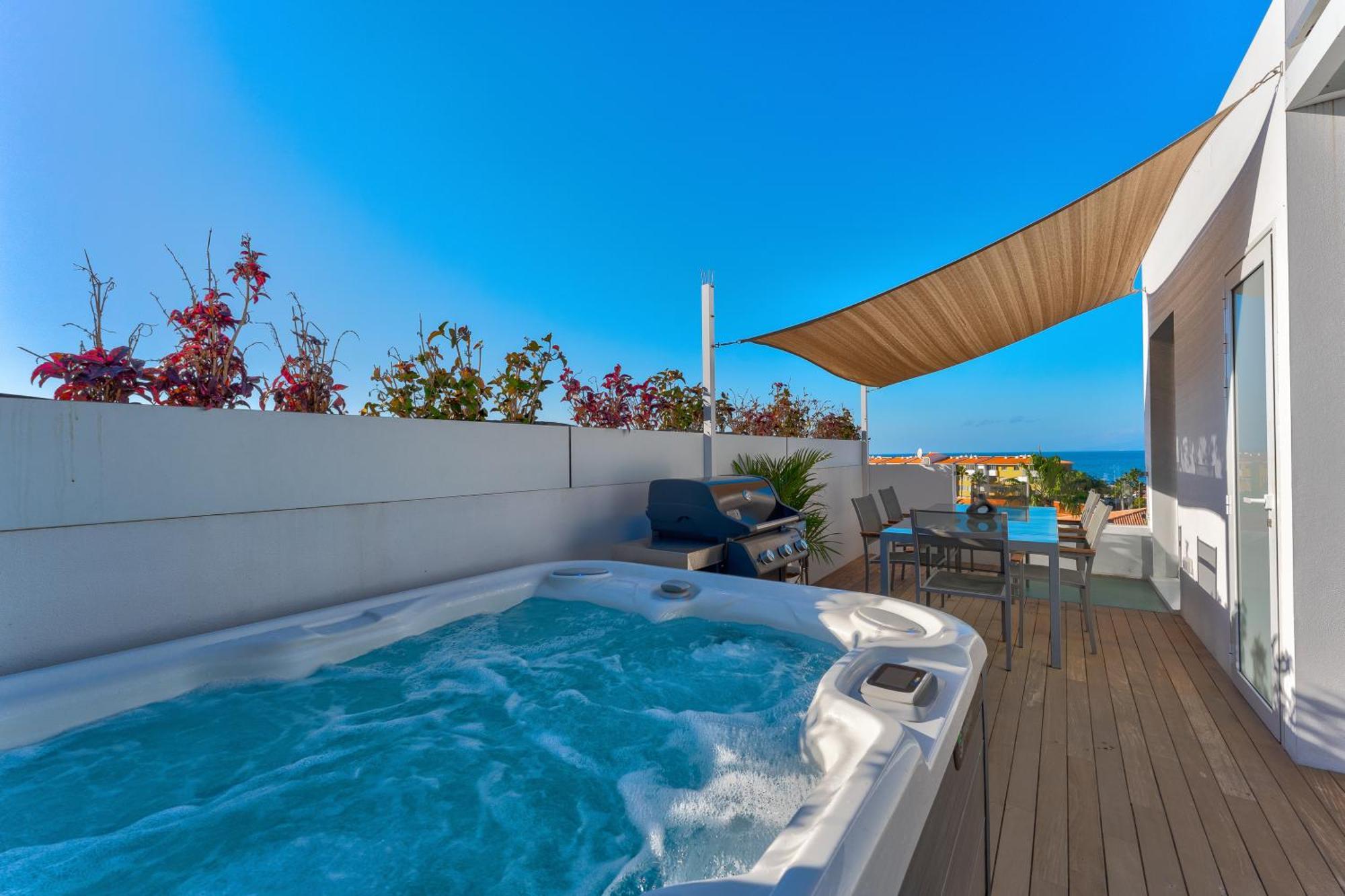 House - Modern In Tenerife, Spain *